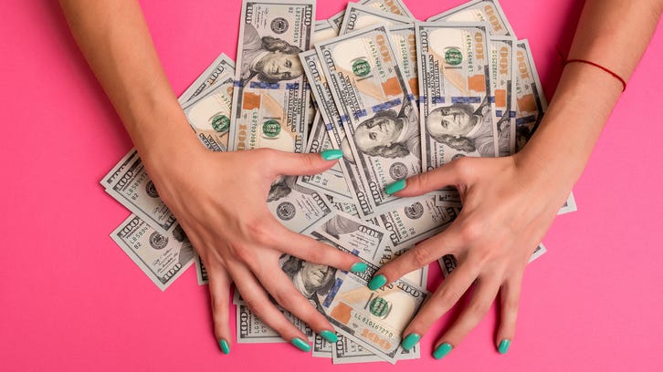 Rochester Hills woman wins $25,000 a year for life in lottery