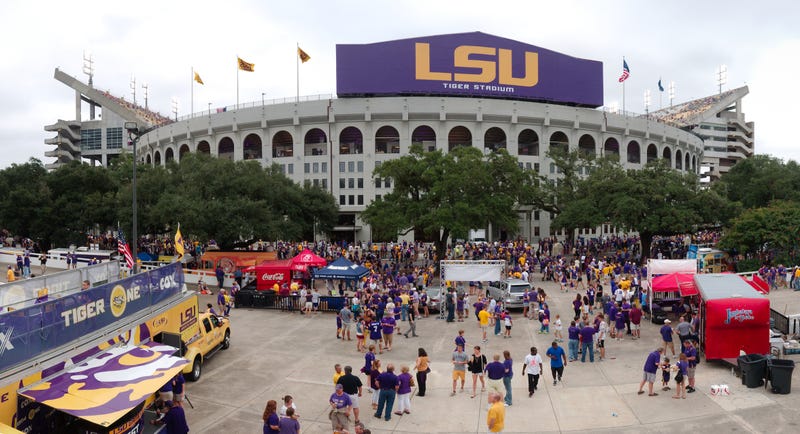 8 semifinalists for Louisiana State University's top job