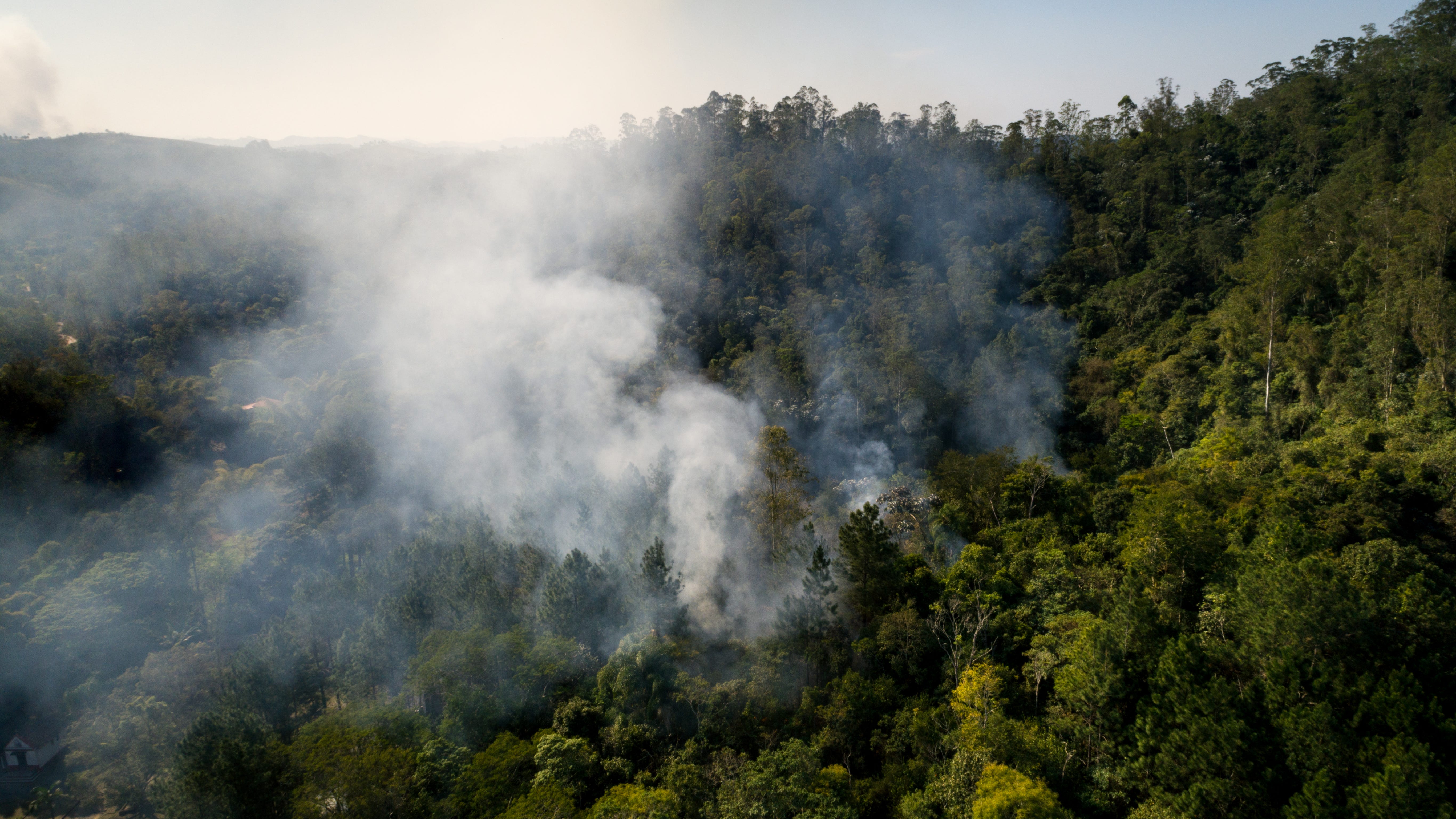 Wildfire in NE Minnesota continues to grow