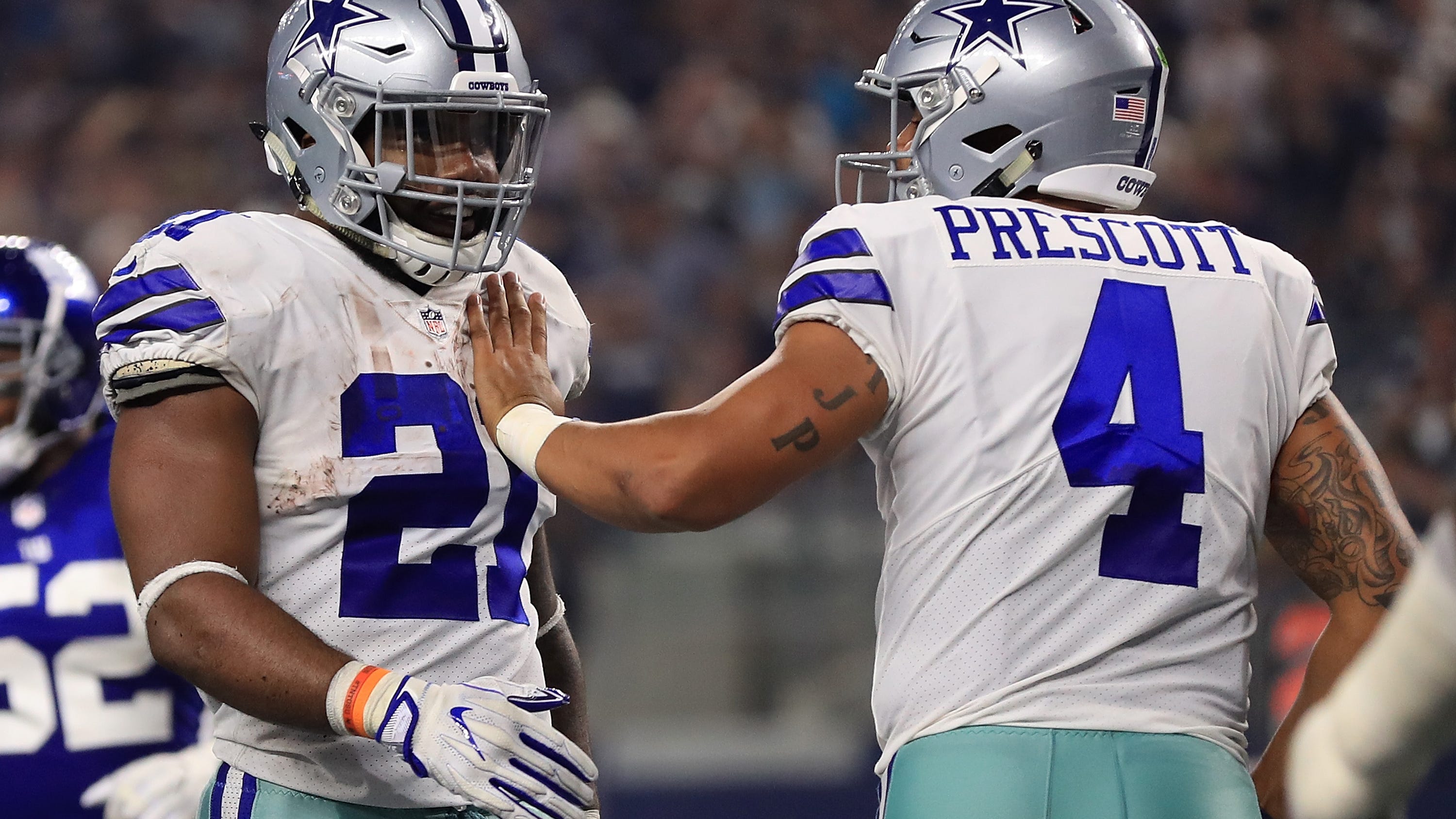Broaddus: Ezekiel Elliott saved Dak Prescott’s first two seasons and suffered for it