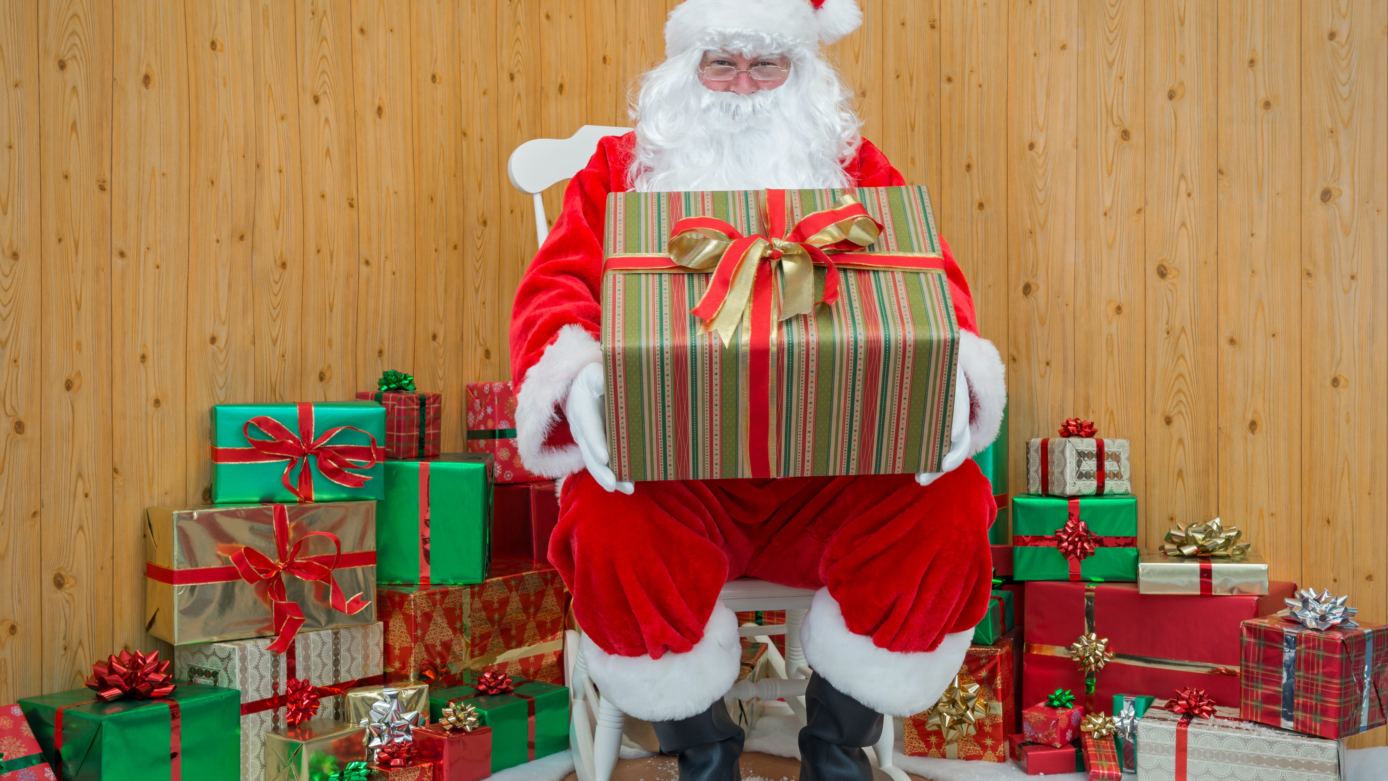 Could we see a Santa shortage this year?