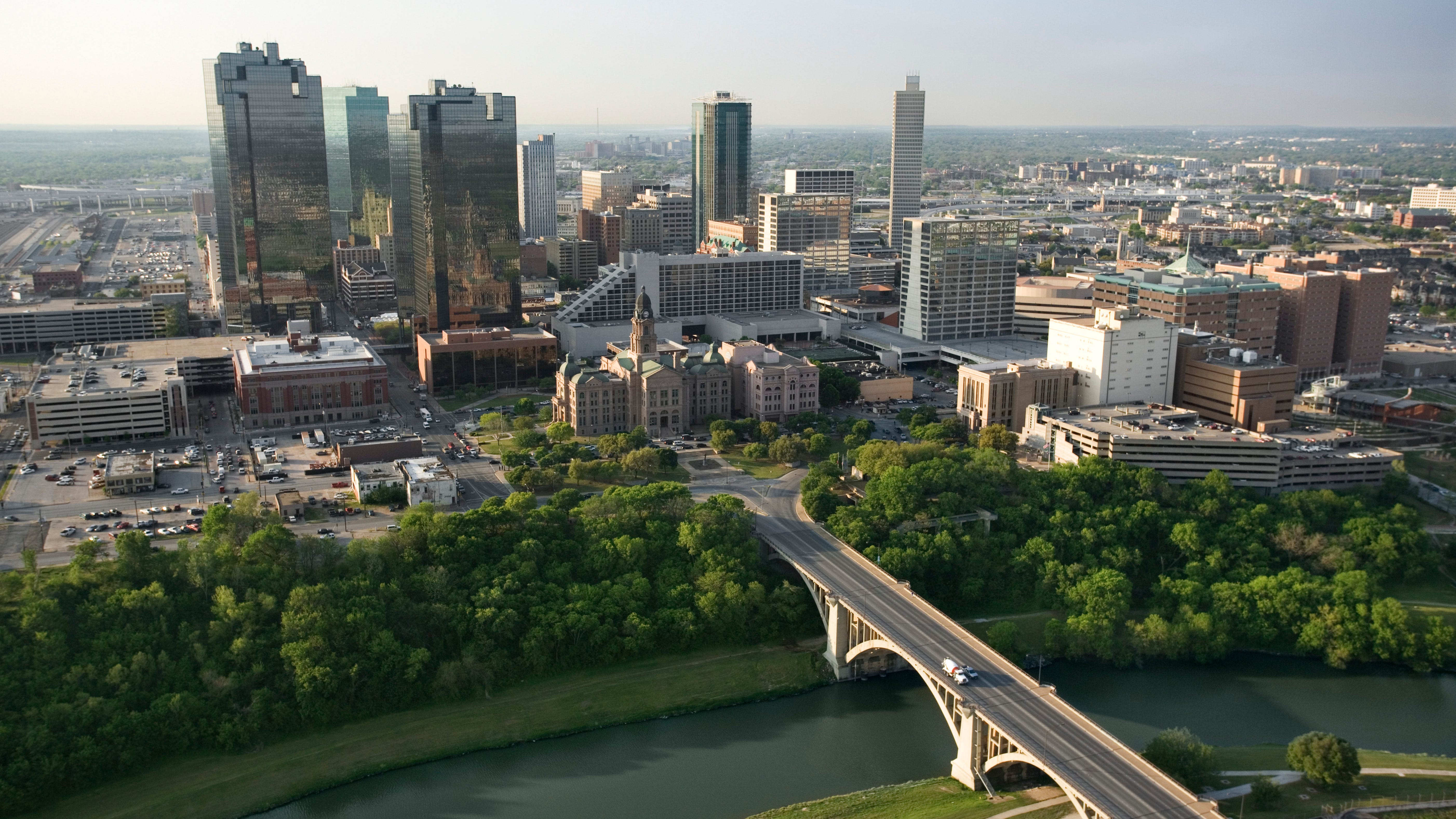 Fort Worth launches pilot program aimed at revitalizing commercial districts