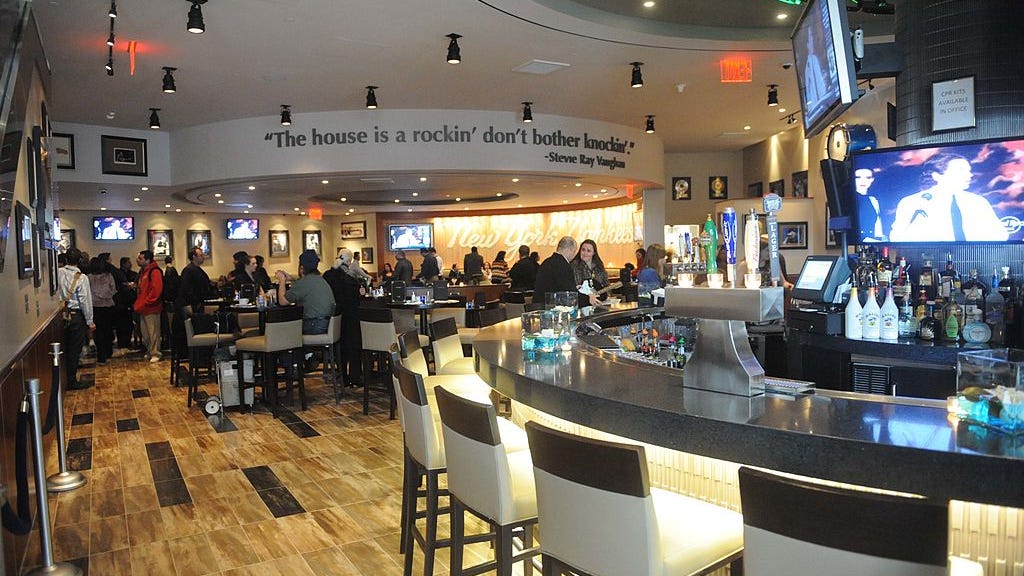 NYPD cop arrested for groping woman at Yankee Stadium's Hard Rock Cafe