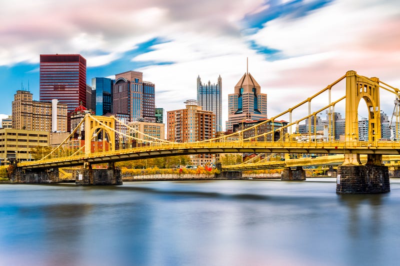 Rachel Carson Bridge (aka Ninth Street Bridge) spans Allegheny river in Pittsburgh, Pennsylvania