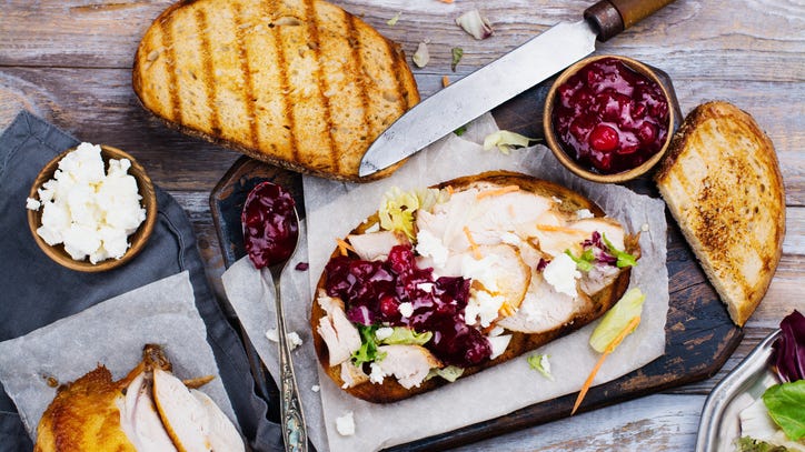 13 tasty recipes to transform your Thanksgiving leftovers