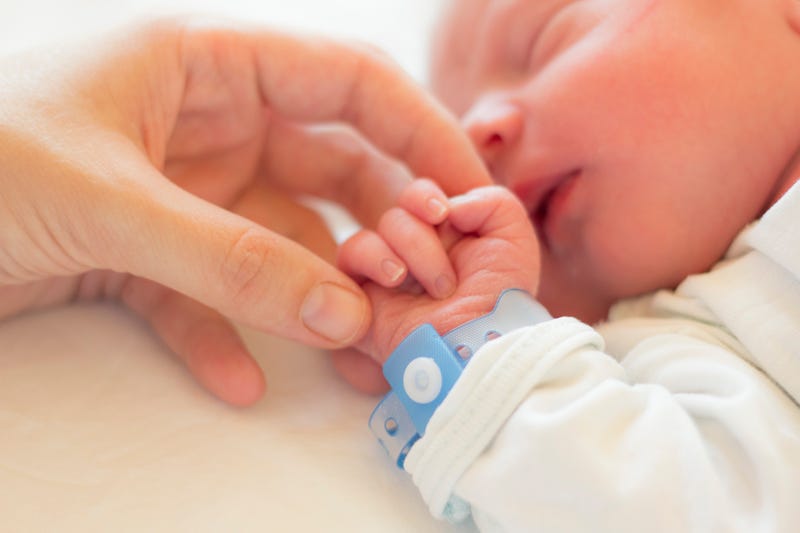 Norridge police officer receives medal for helping deliver baby