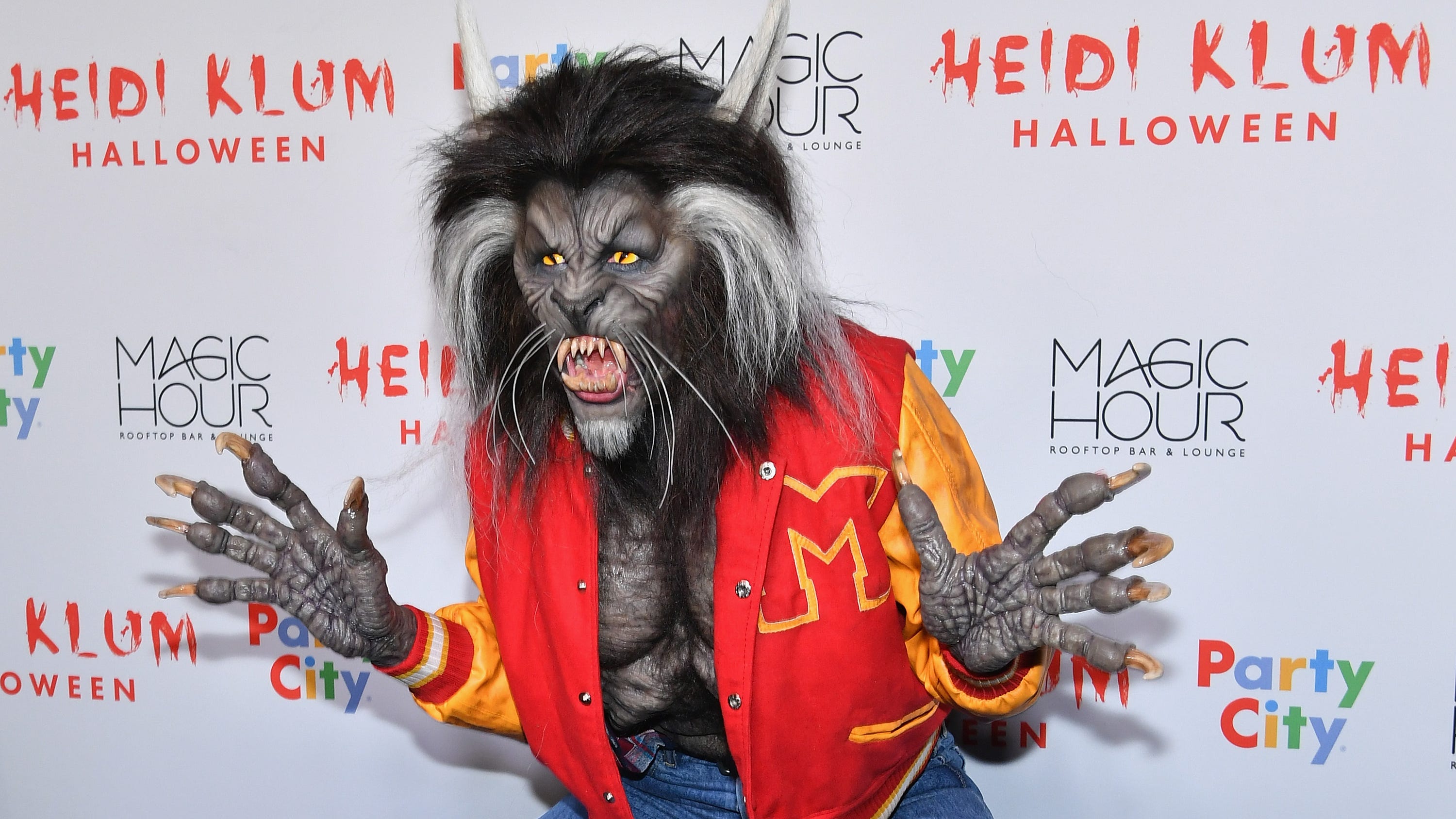 21 Unboolievable Celebrity Halloween Costumes