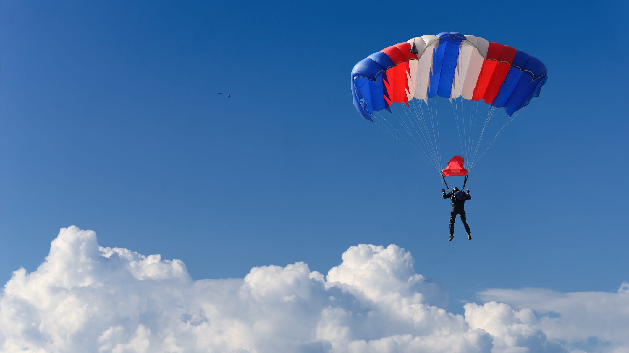 Veteran skydiver killed in NJ accident: officials