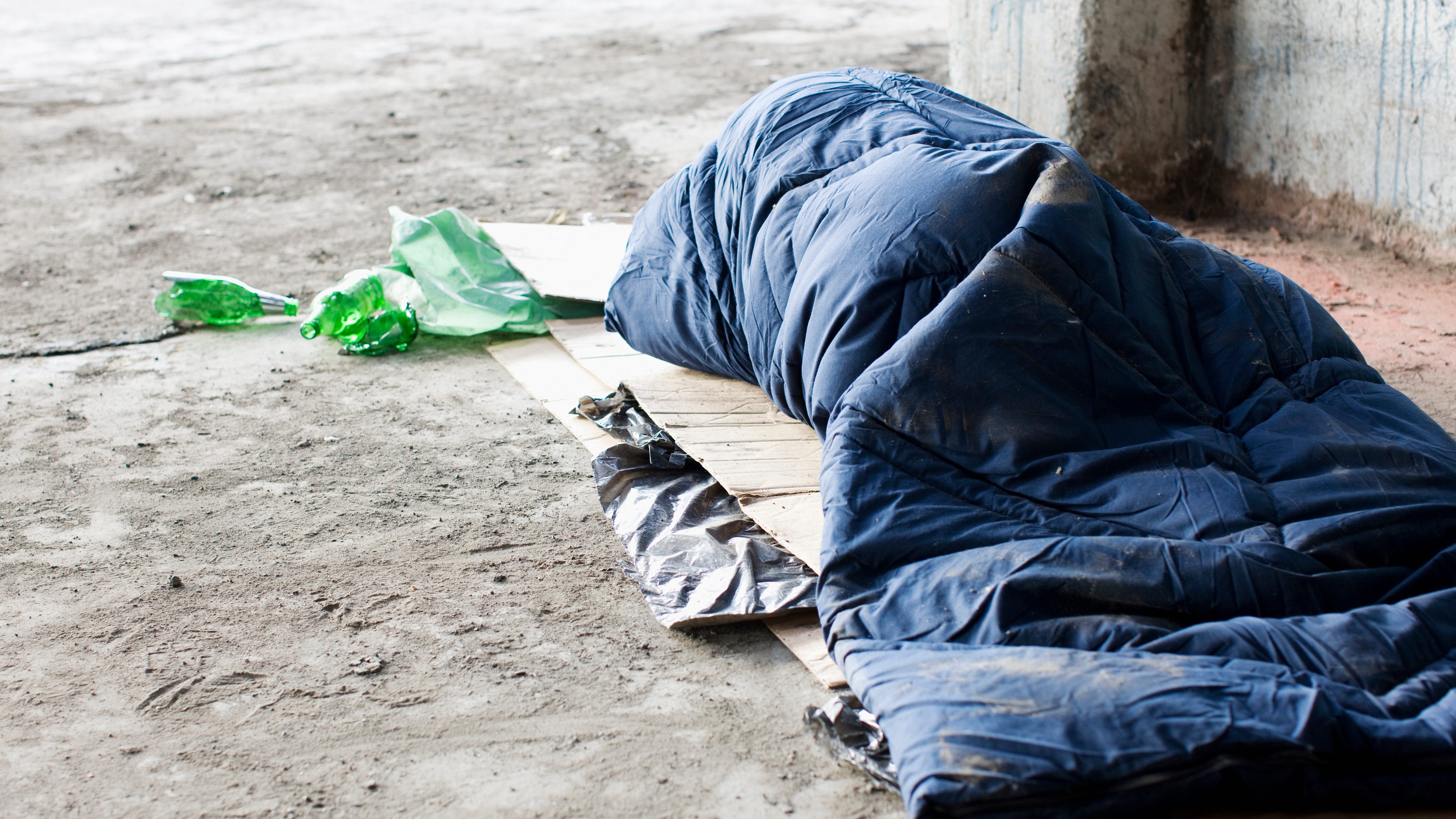 Meeting gets heated as Alderman presents transitional housing plan for homeless on North Side