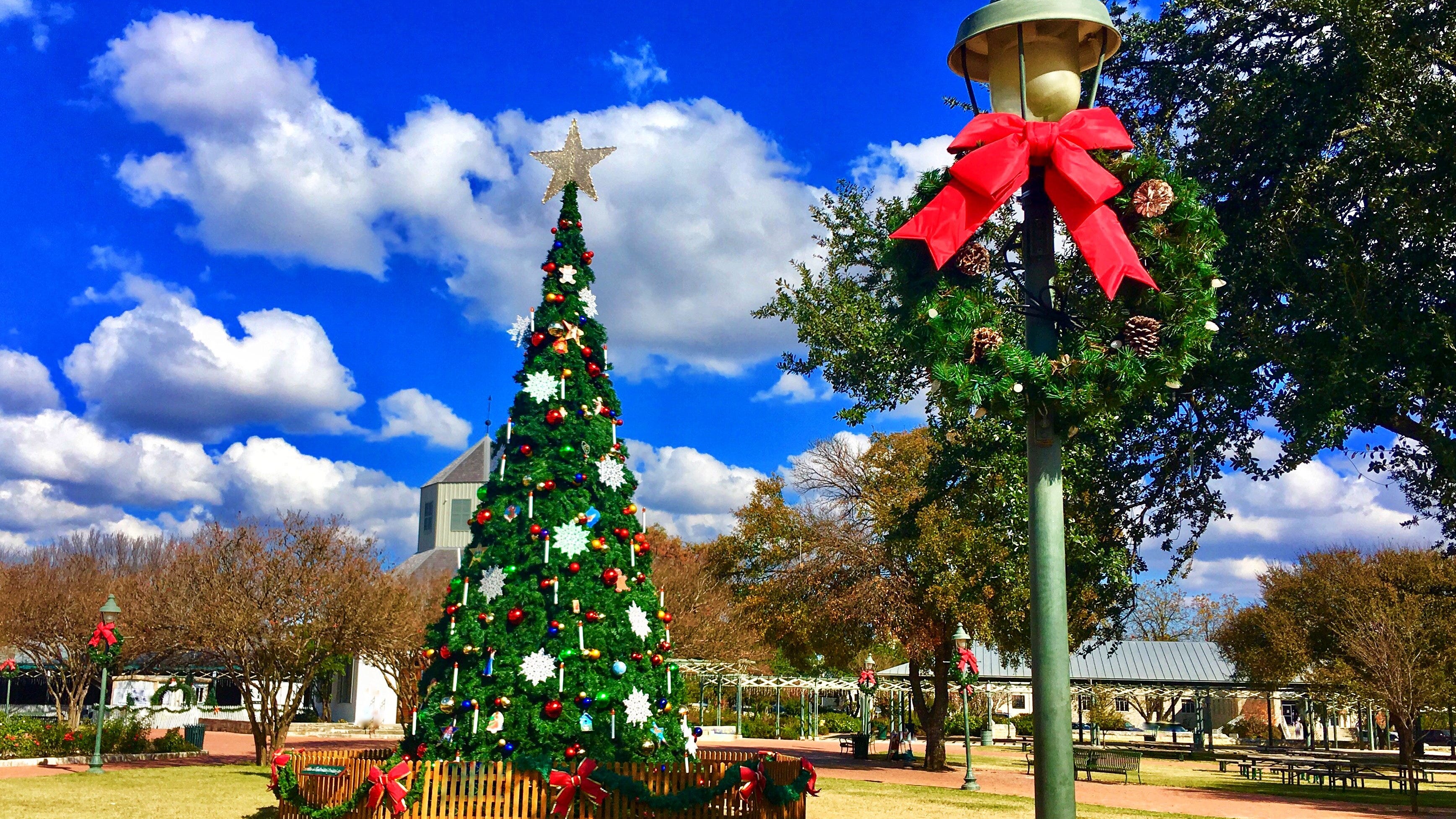 Texas Wants to Know: Why tamales and Weihnachtsmann are Christmas traditions