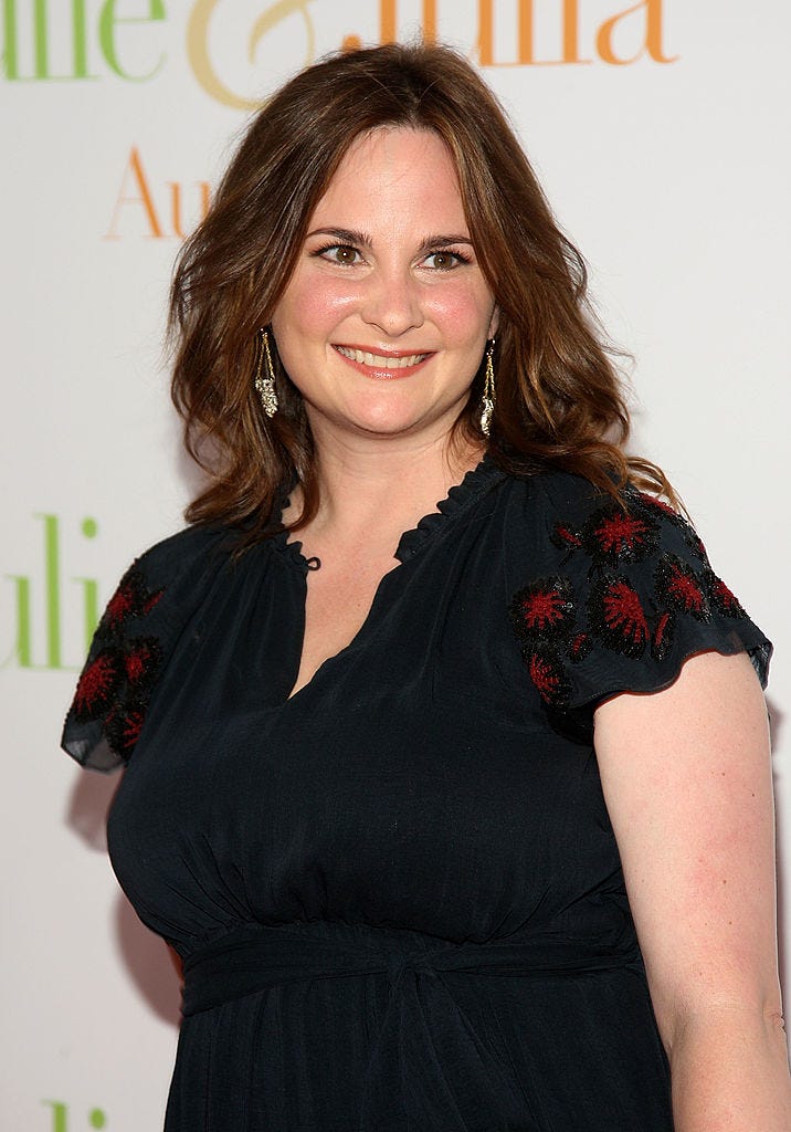 Writer Julie Powell attends the "Julie & Julia" premiere at the Ziegfeld Theatre on July 30, 2009 in New York City. (Photo by Stephen Lovekin/Getty Images)