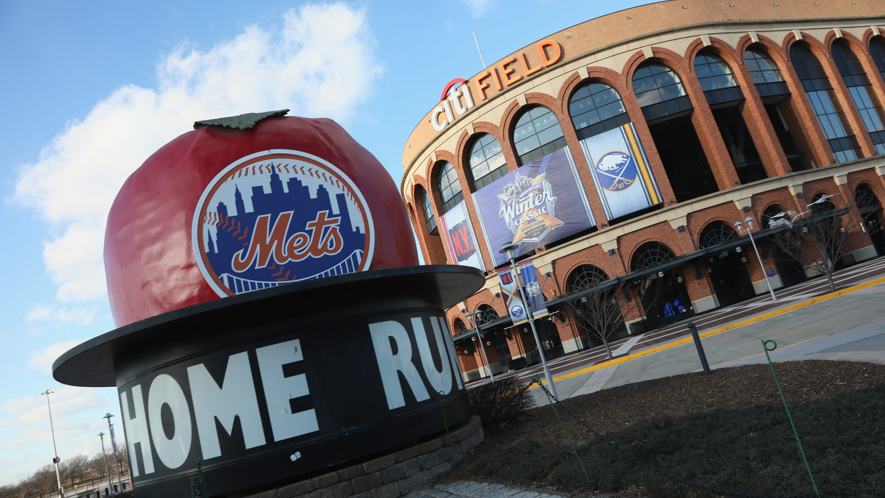 Mets on-field host writes team will win World Series in Final Jeopardy answer