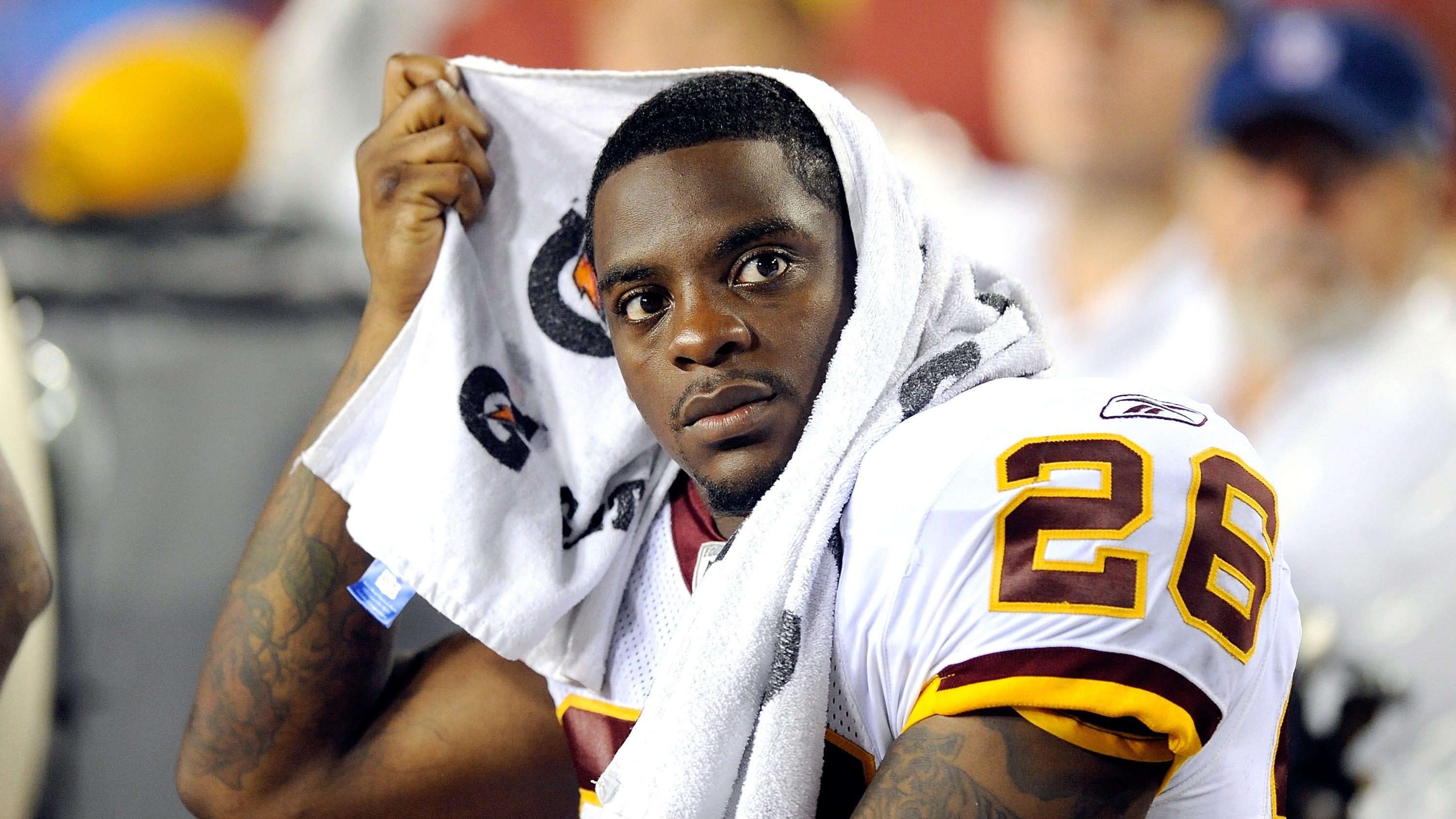 Former NFL RB Clinton Portis pleads guilty to fraud scheme, could face 10 years in prison