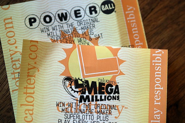 Connecticut Couple Finds $100,000 Lottery Ticket in Car
