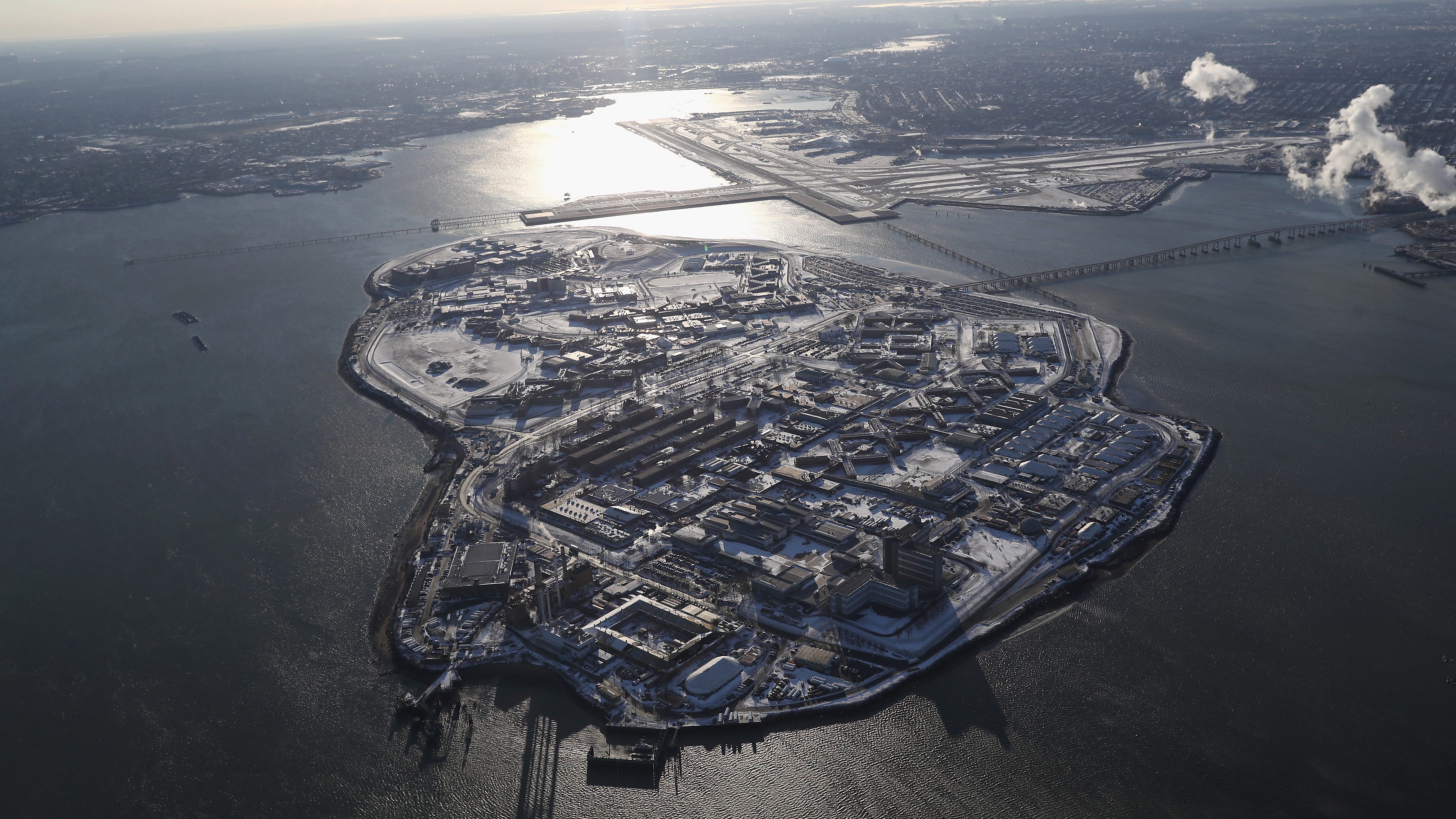 Rikers healthcare worker says he was beaten by inmate while guards watched