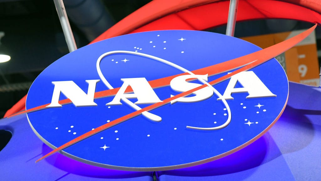 MUST SEE: NASA’s new spacesuits look like they’re from a movie set