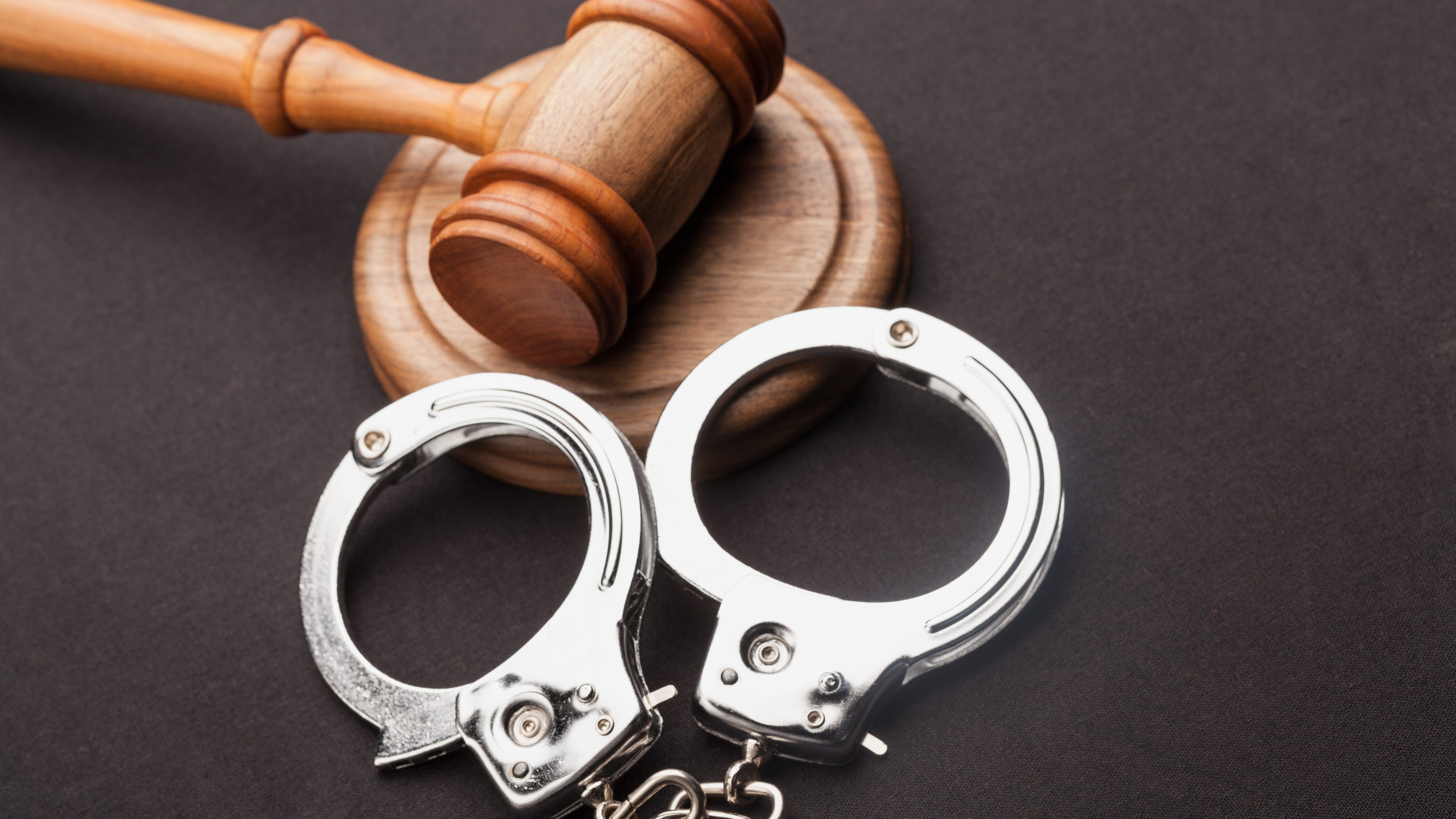 16-year-old boy charged in Tuesday's carjacking on North Side