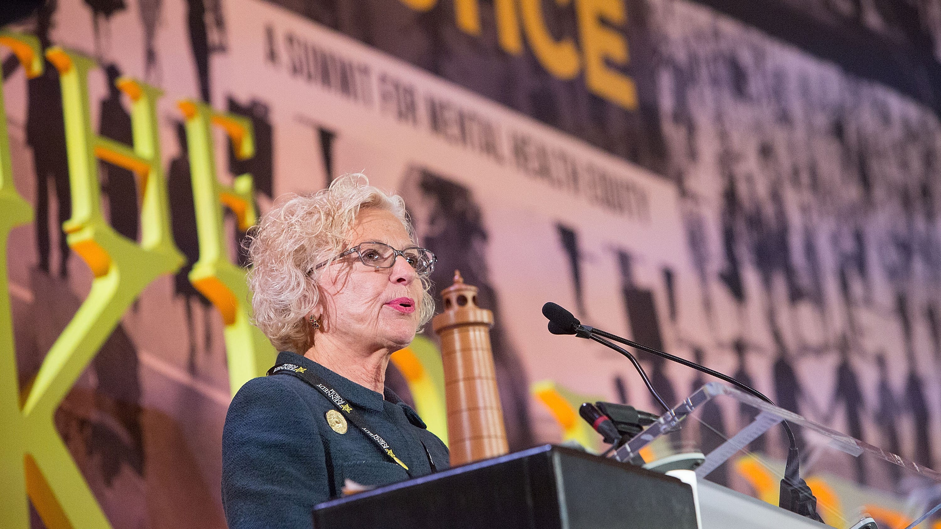 Chief Justice Anne Burke to retire from Illinois Supreme Court in November 2022