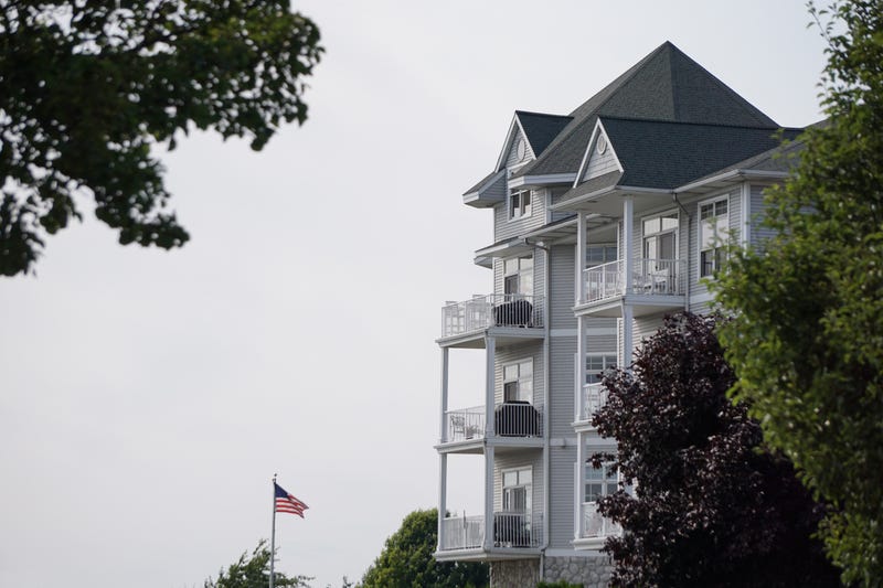 Michigan vacation community battles over short-term rentals