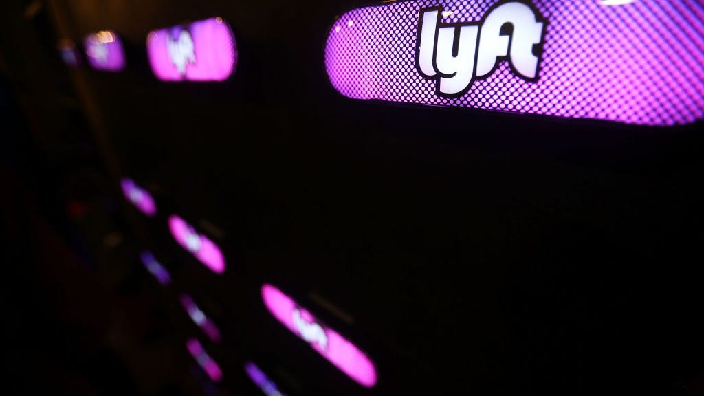 Lyft driver arrested for drunk driving while on the job in Troy