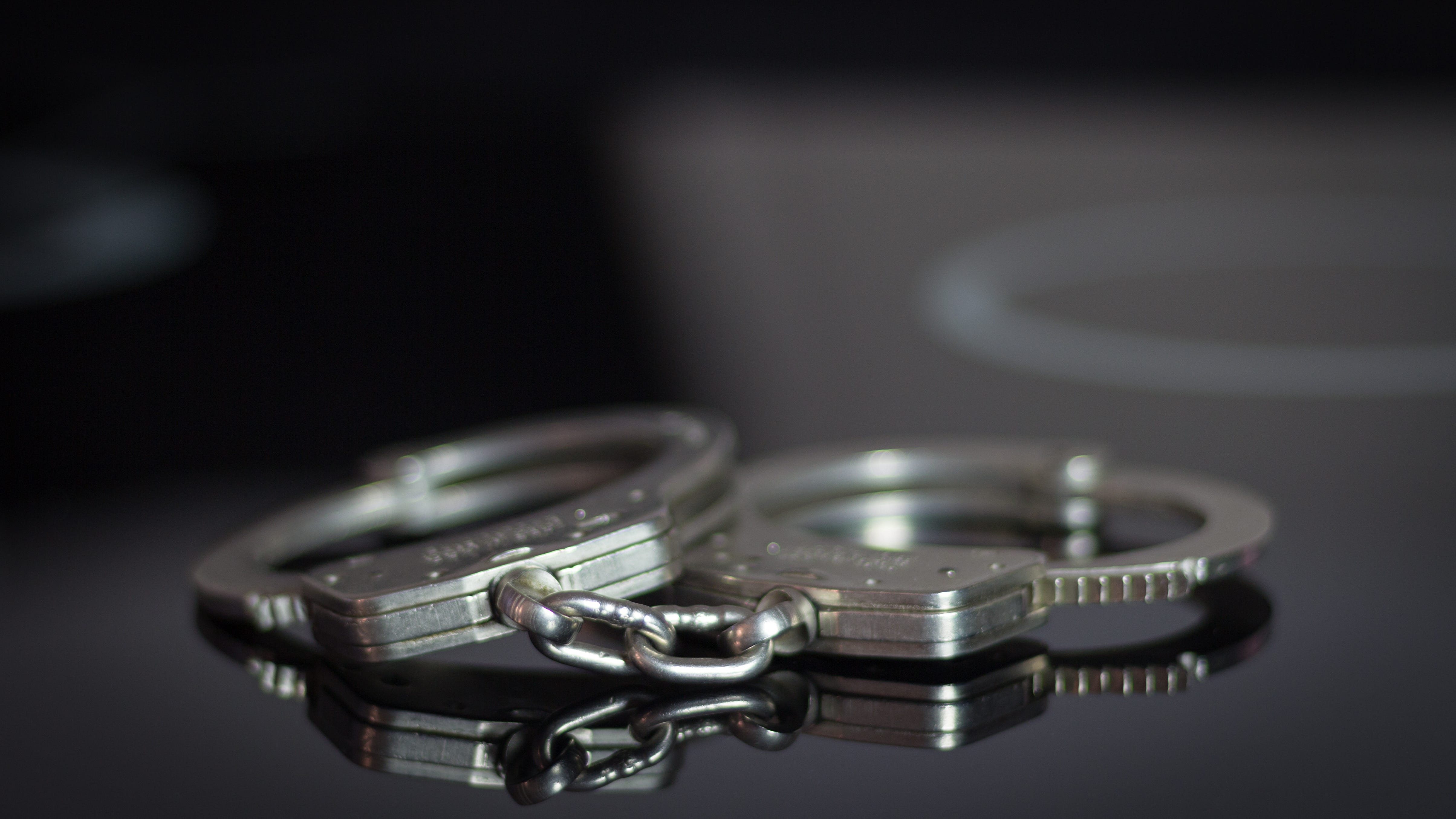 Man charged in last week's backyard stabbing in Bolingbrook