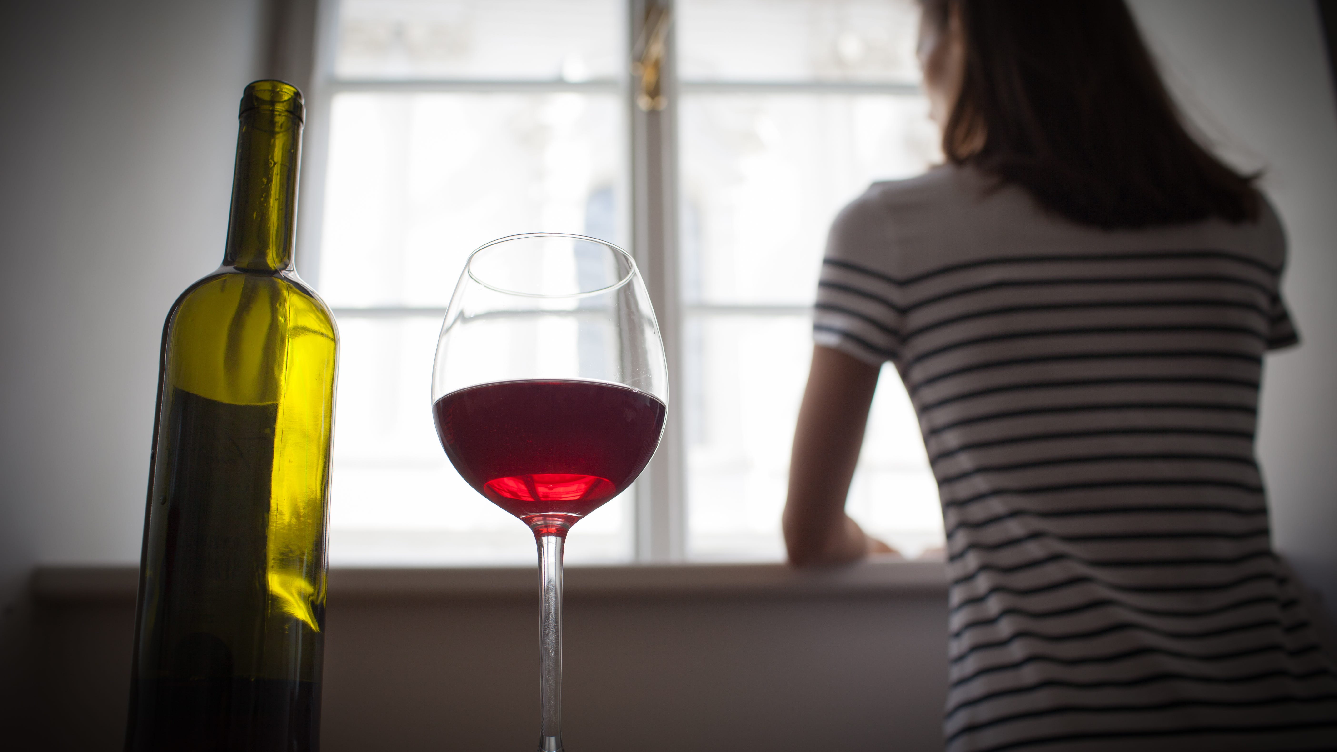 Sober Buddy app offers hope to moms who started drinking more during pandemic