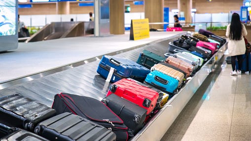 Watch This Woman's 'Genius' Trick to Avoid Baggage Fees