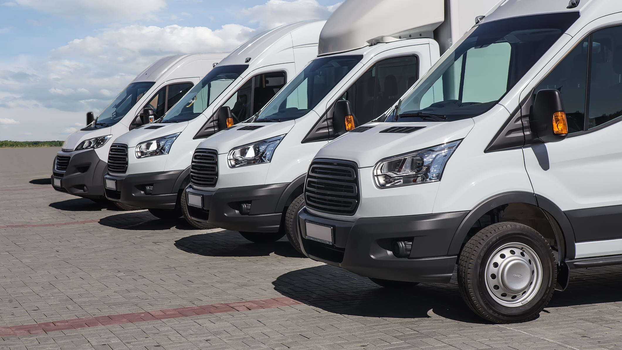 Police issue warning after thieves target work vans, trucks in Wyandotte
