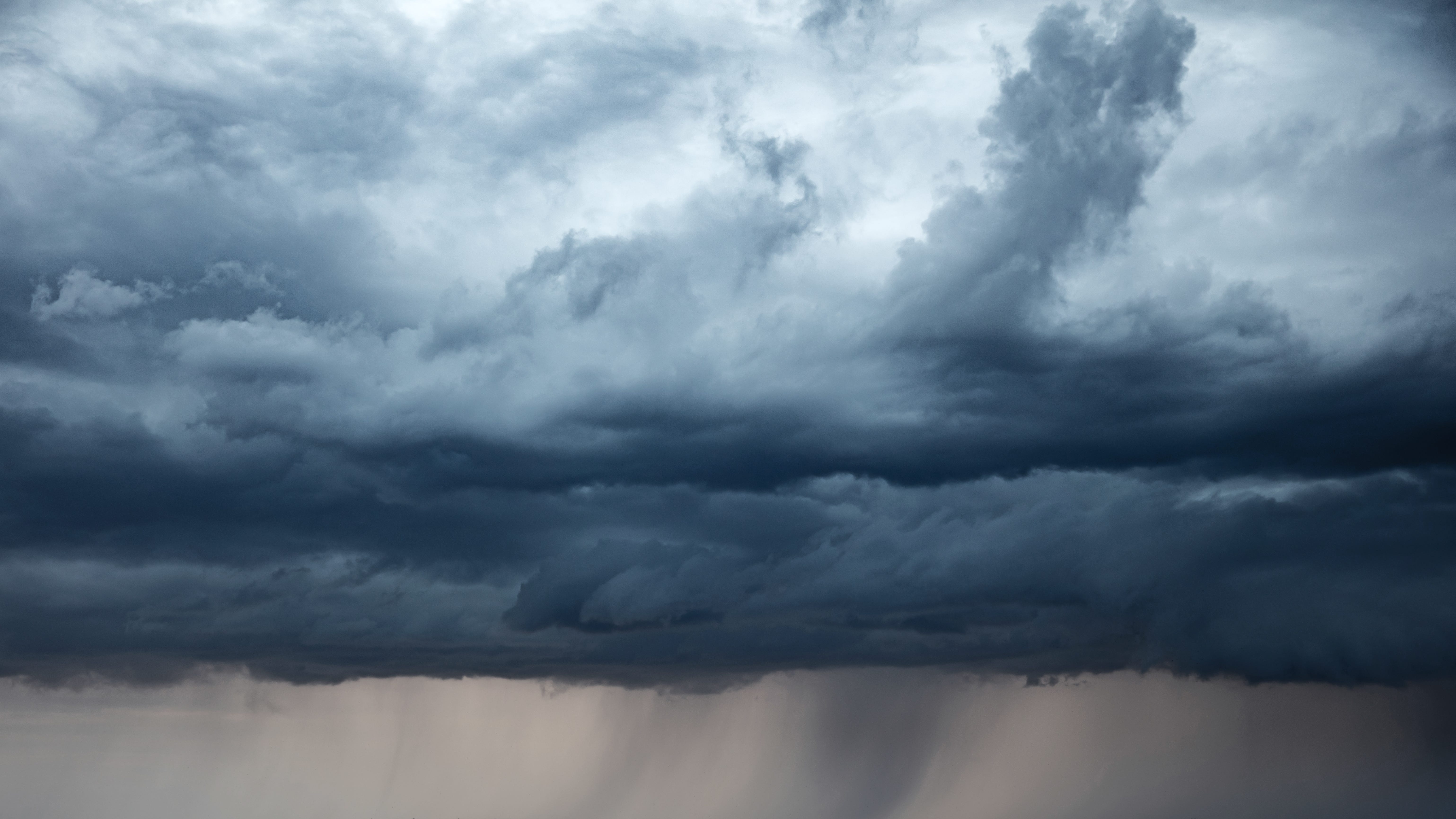 Storms headed for Metro Detroit are capable of destructive winds, potential tornado