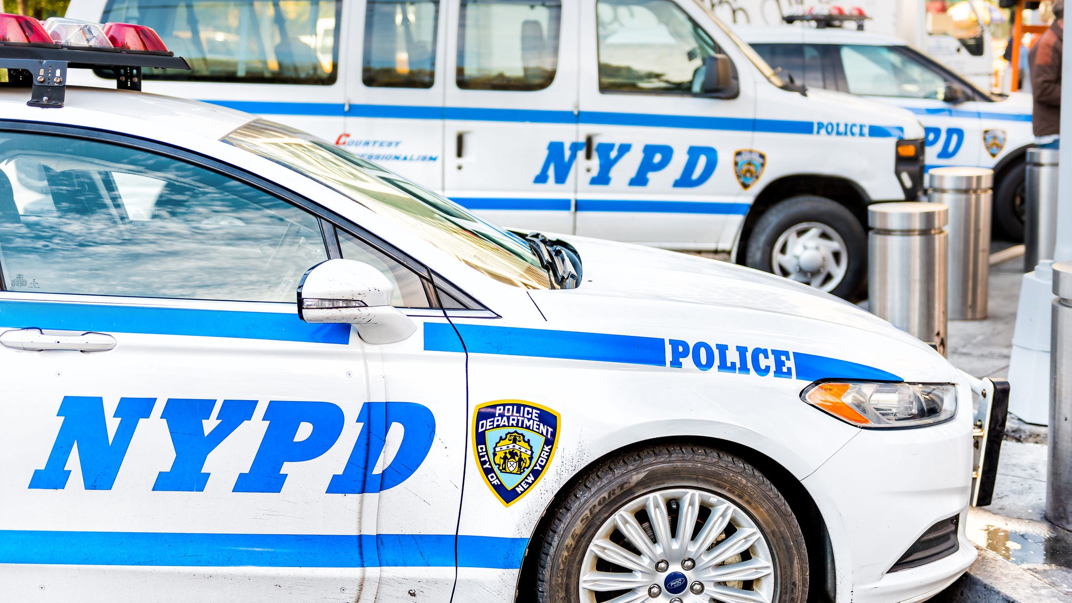 Tires slashed on a dozen NYPD traffic vehicles in Queens; no arrests: police