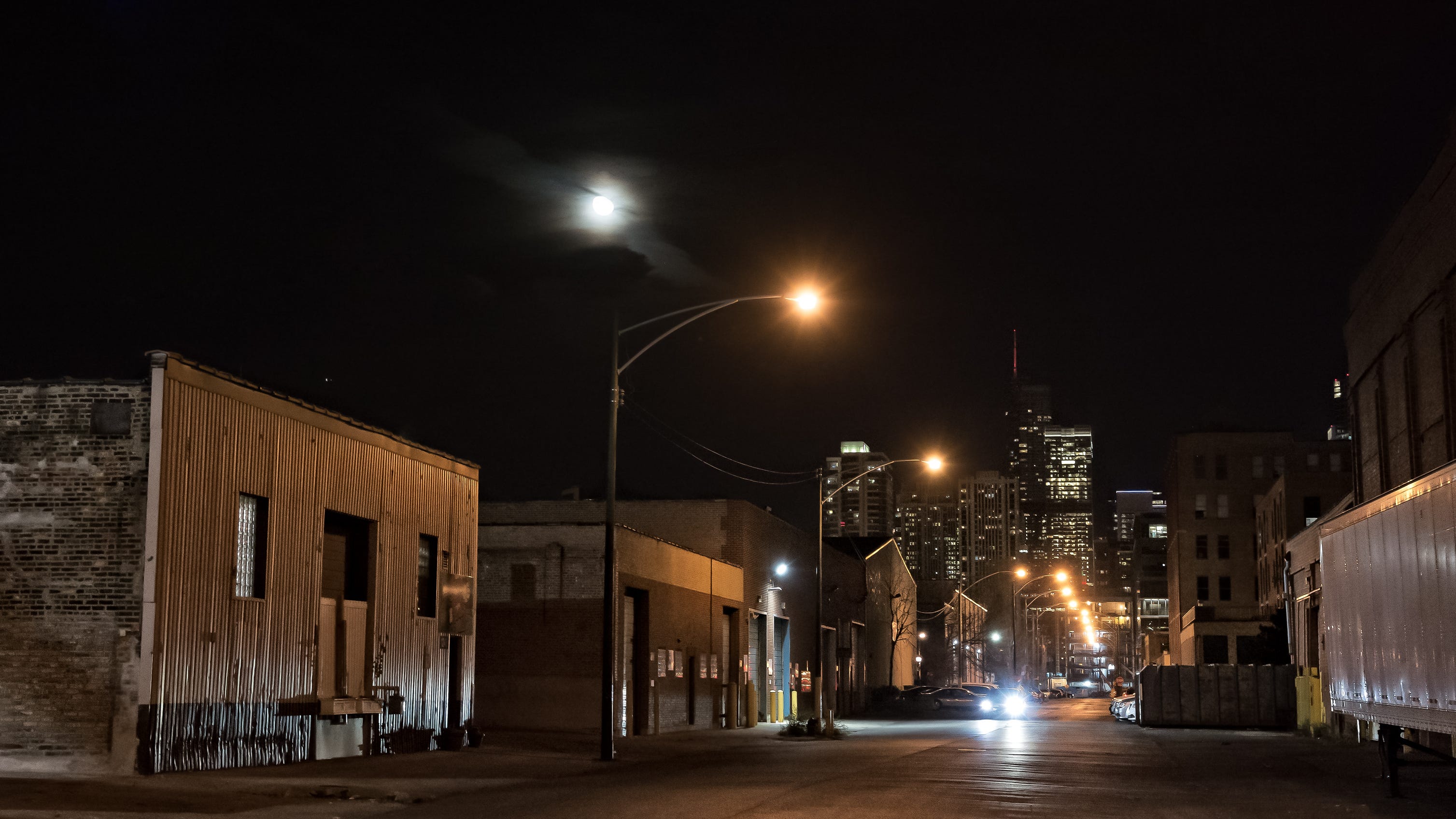 Adler Planetarium researchers determining whether Chicago's switch to LED lights reduced light pollution