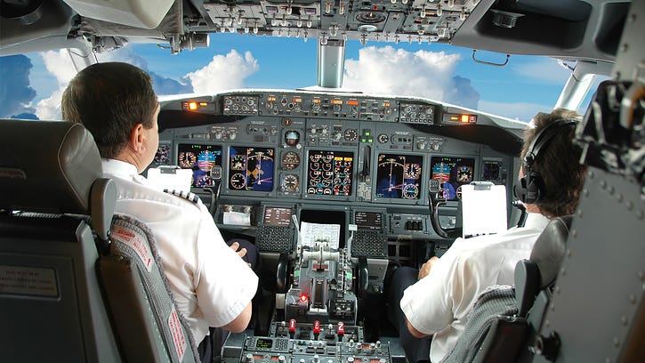 American, Southwest Airlines pilots warn of shortages if vaccine mandates enforced