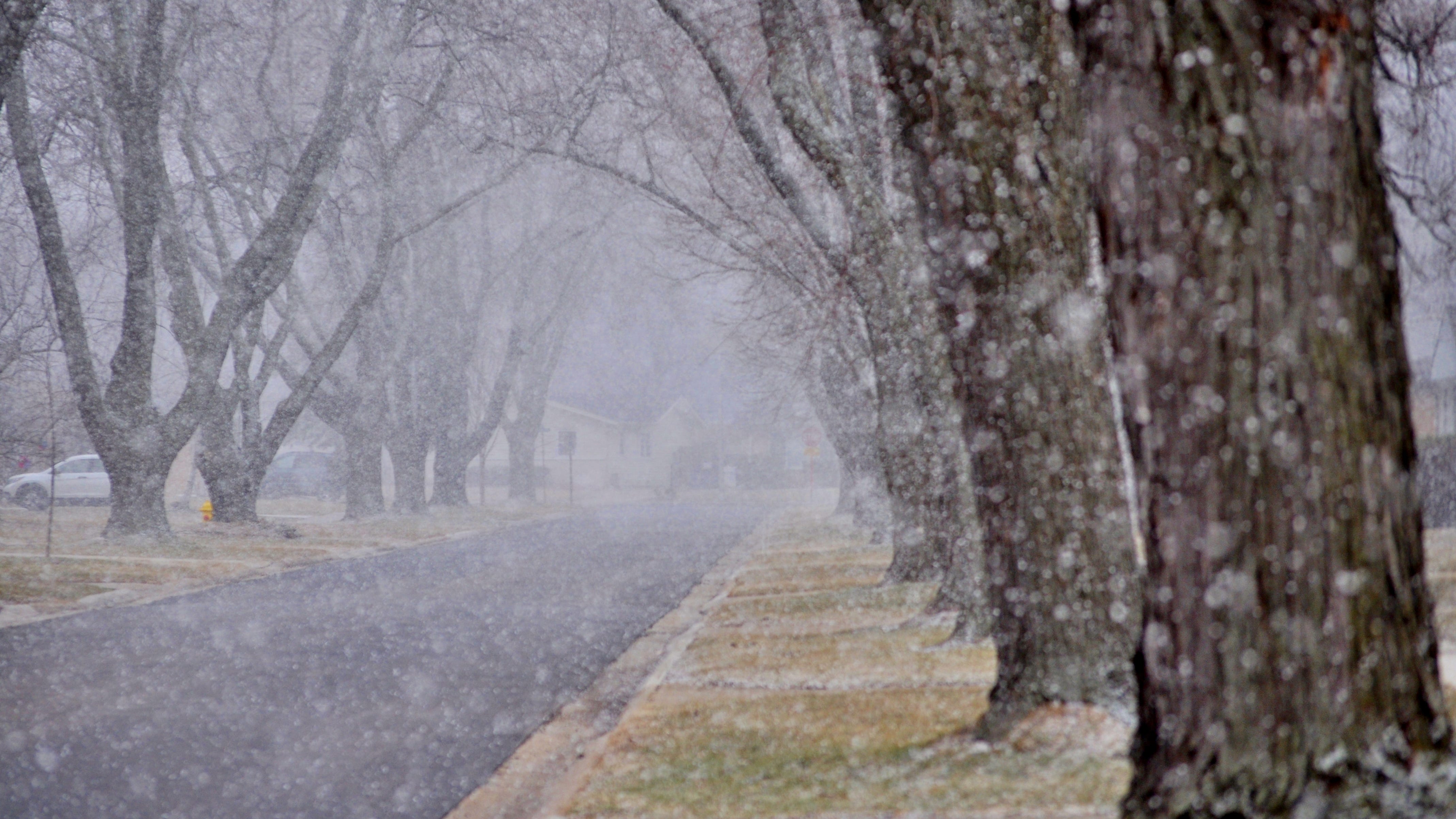 Chicago area seeing first measurable snowfall of the season