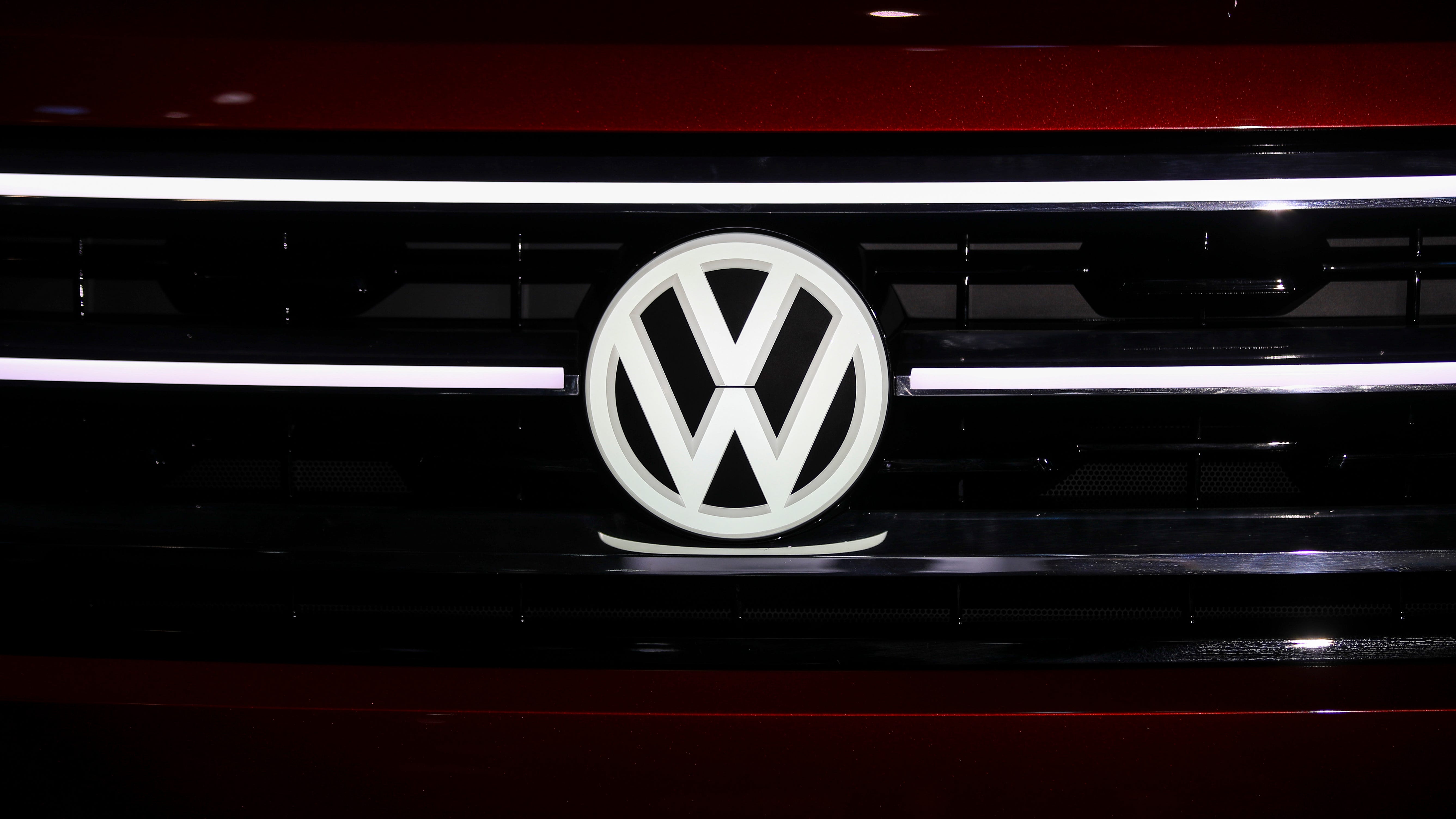 VW says vendor erred in not sharing GPS data after SUV stolen with baby inside