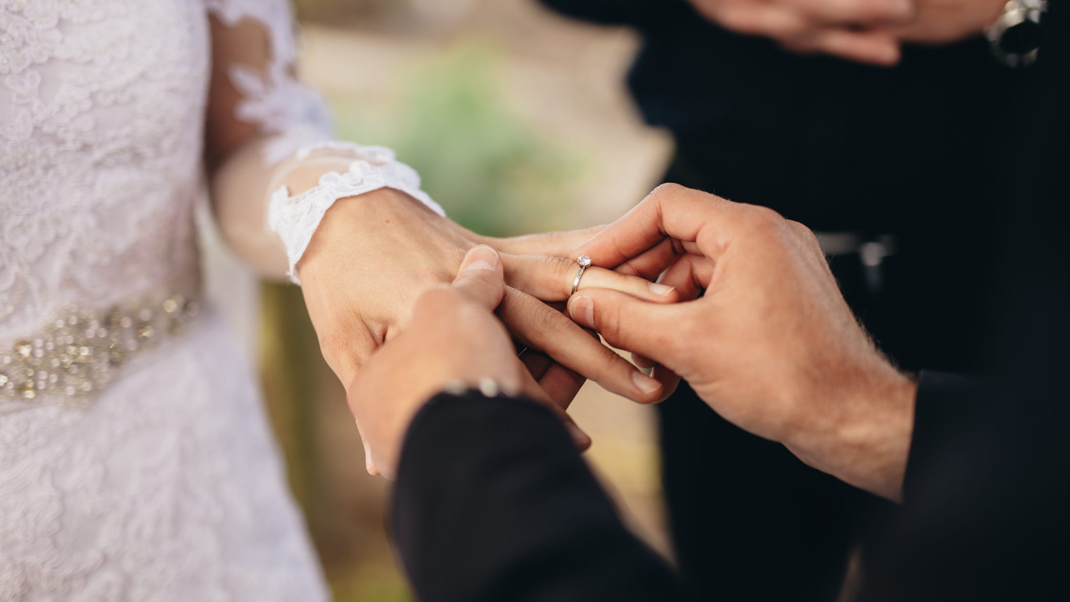 IT'S OFFICIAL: NY allows family, friends to become 1-day wedding officiants