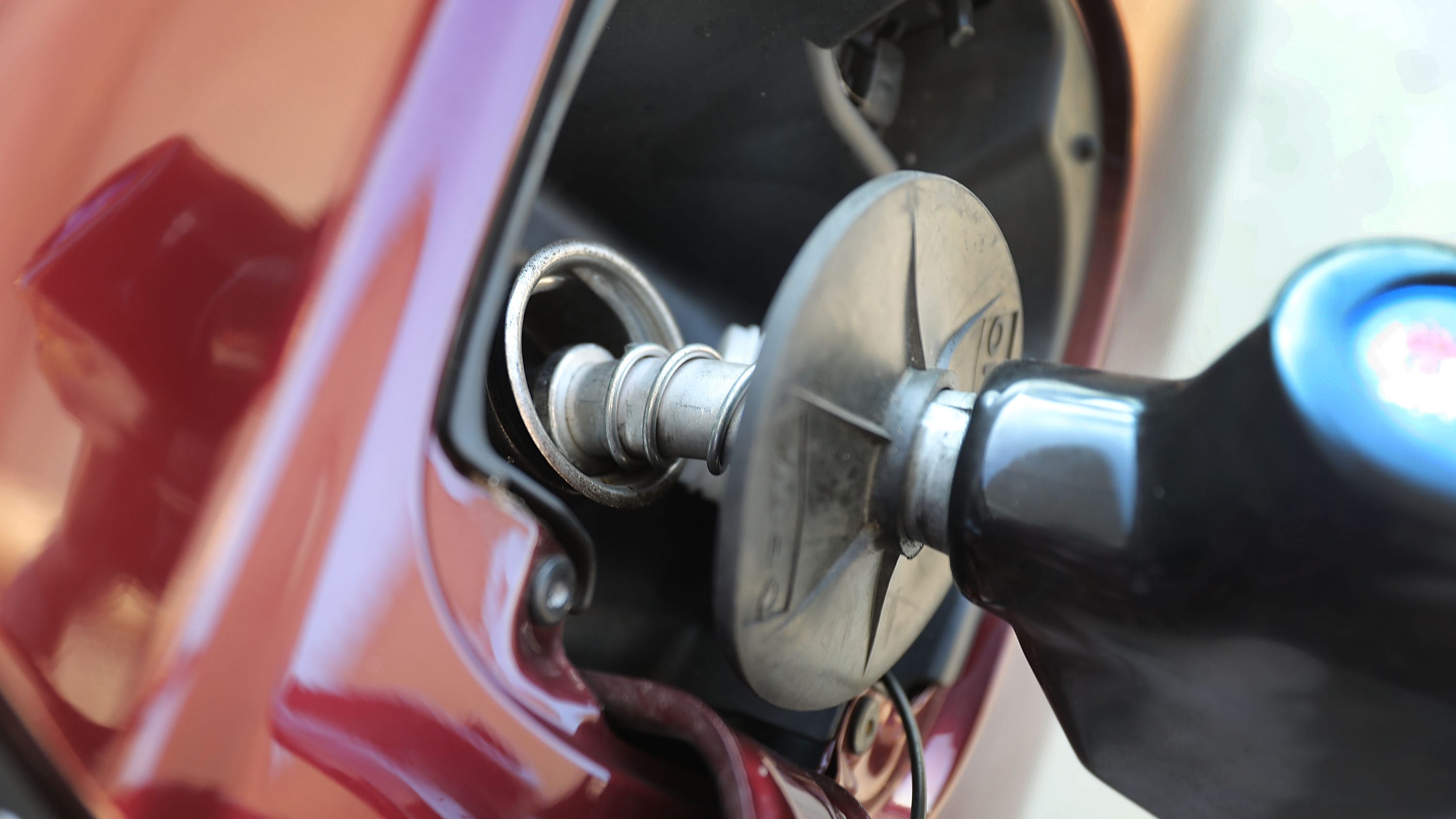 Pay less at the pump: New Jersey gas tax rate decreasing in October