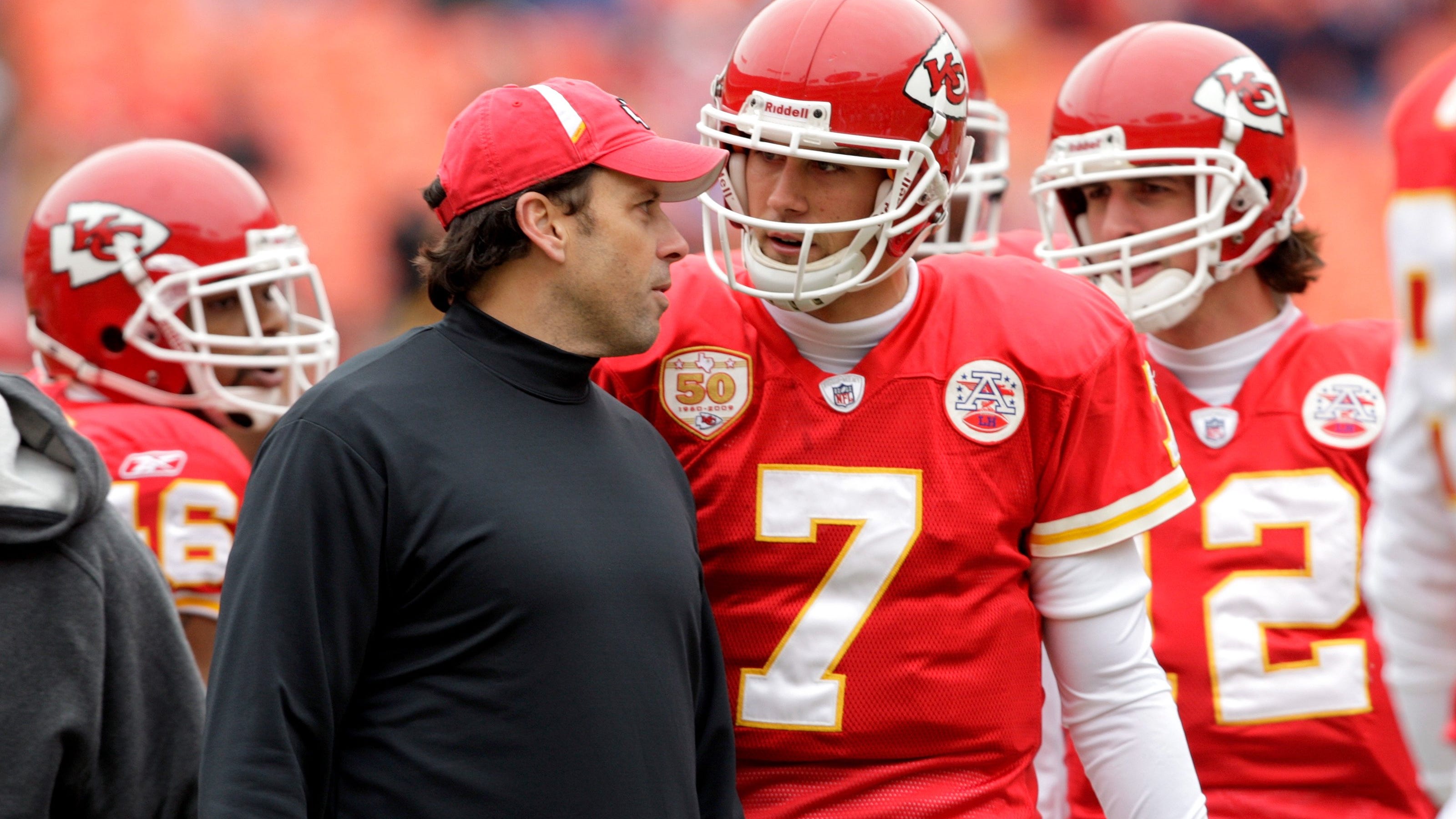 Matt Cassel recounts time he had to call his own plays because Todd Haley wouldn’t talk to him