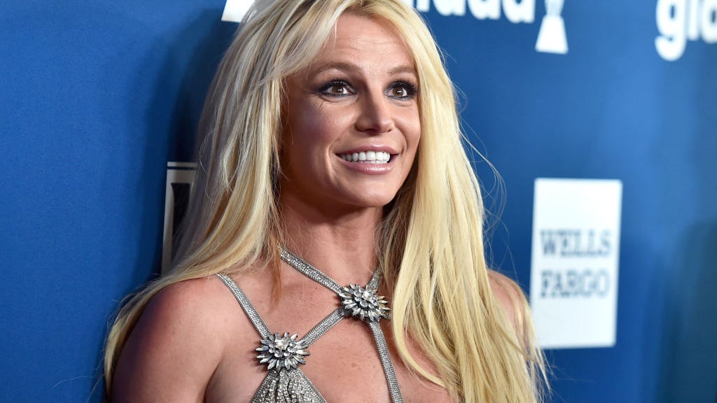 Britney Spears free to sign documents herself for 1st time in 13 years