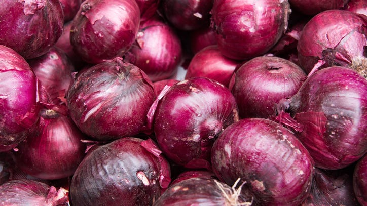 At Least 979 Sick From Onion-Linked Salmonella Outbreak — See Case Numbers by State