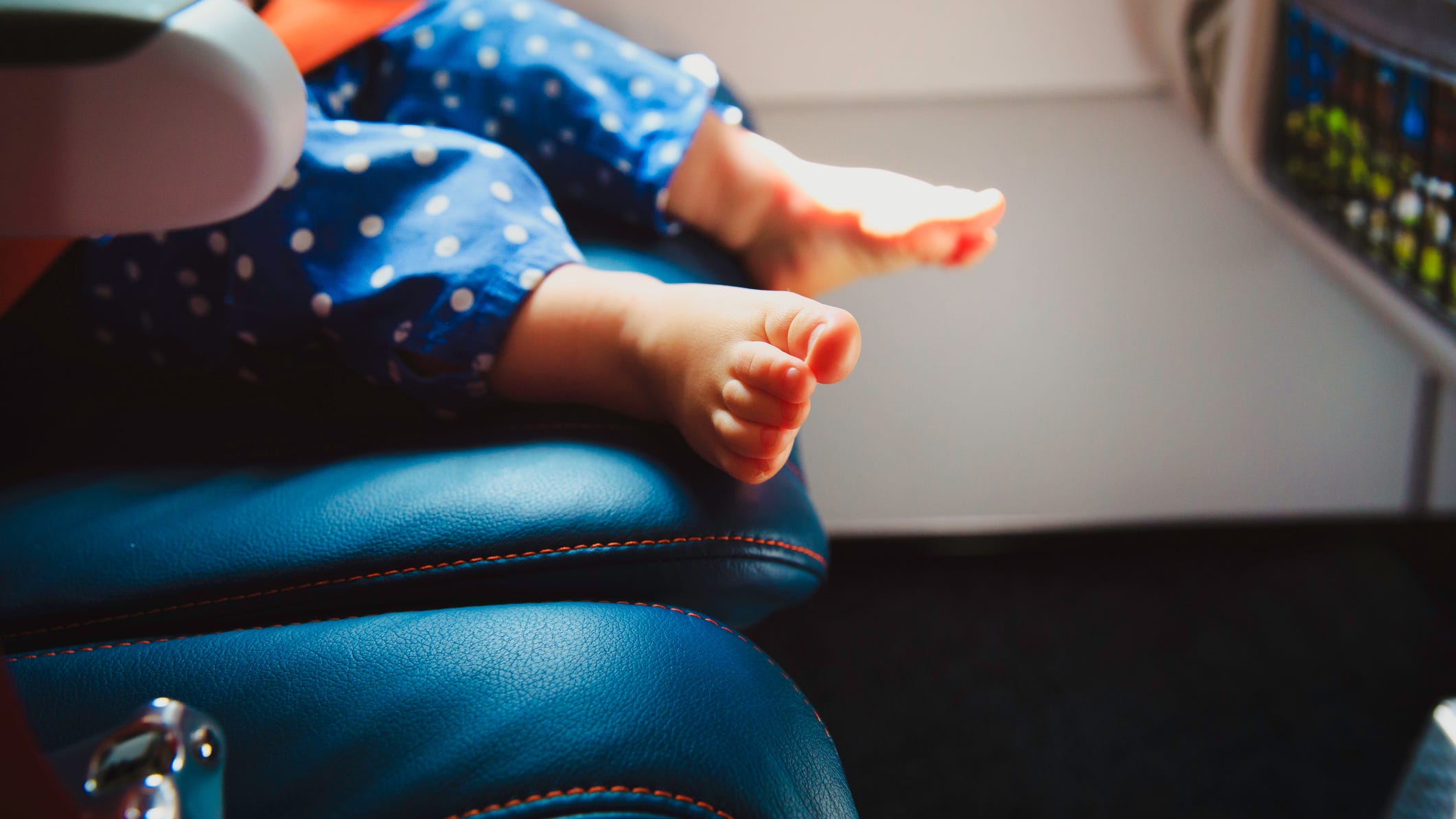 Retired nurse saves baby on plane
