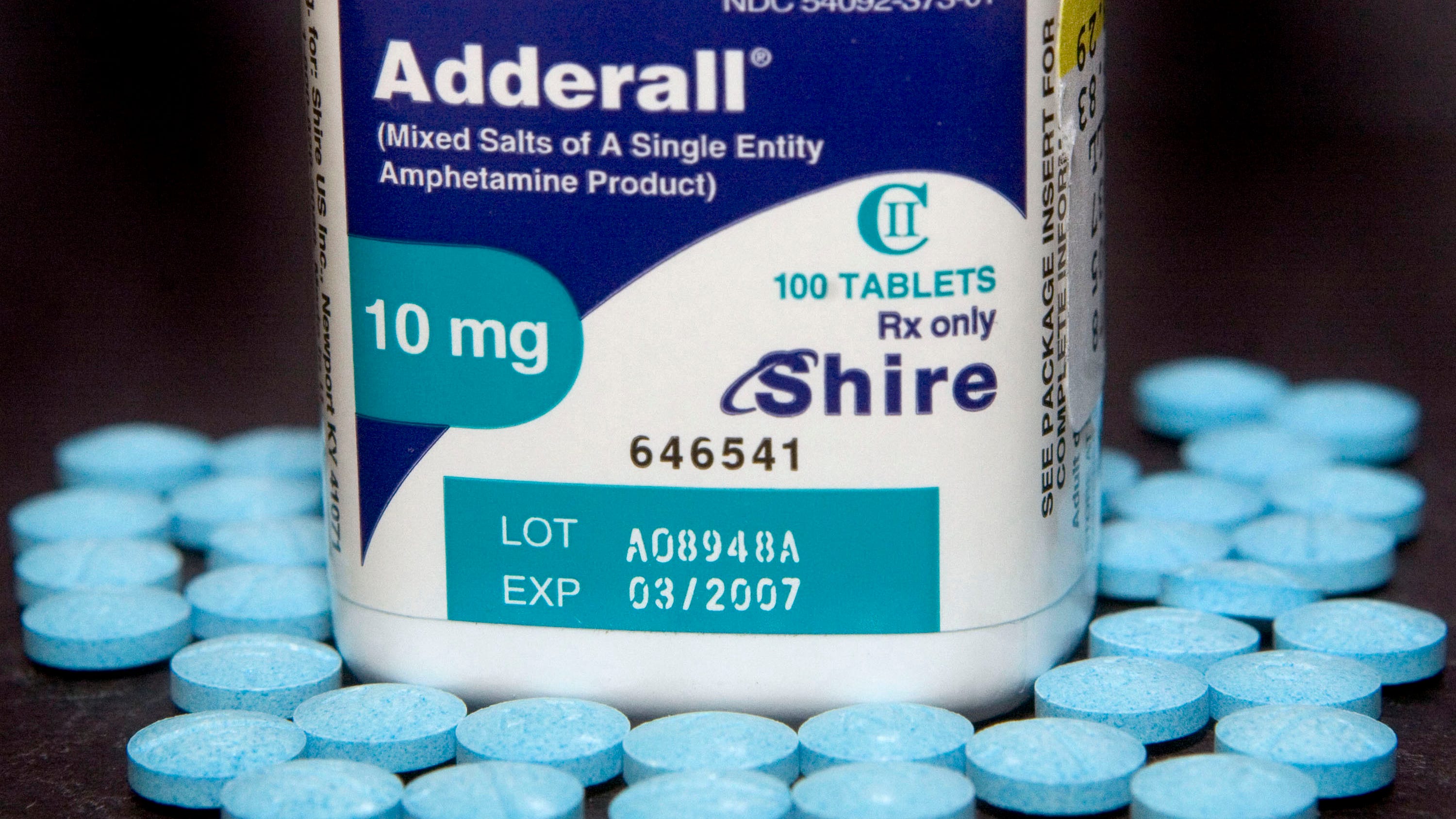 NYC doctor, 8 other men charged in scheme to obtain, sell prescription opioids