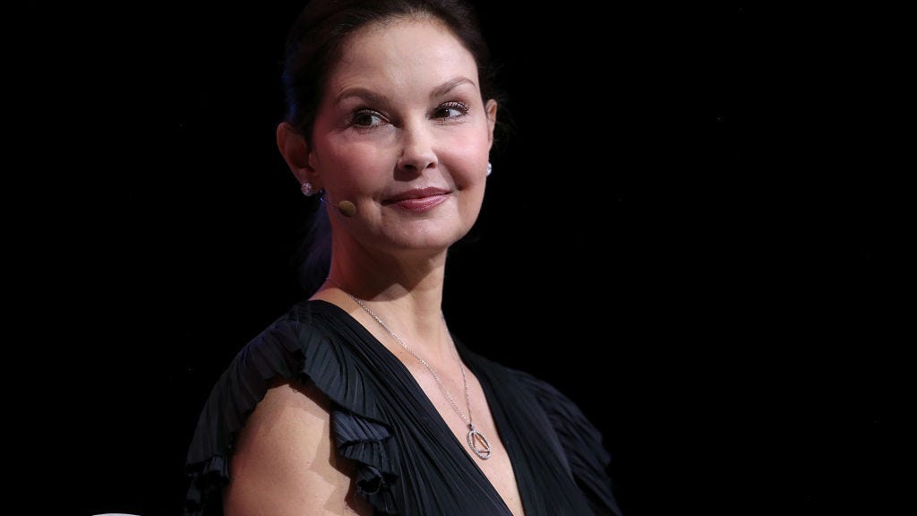 Ashley Judd says she’s ‘drowning in trauma’ after suffering leg injury