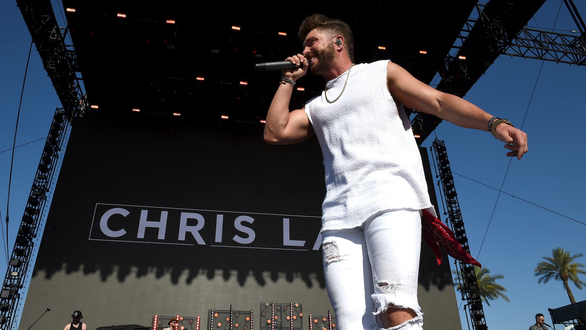 Chris Lane fills us in on new music and the name he likes for his son