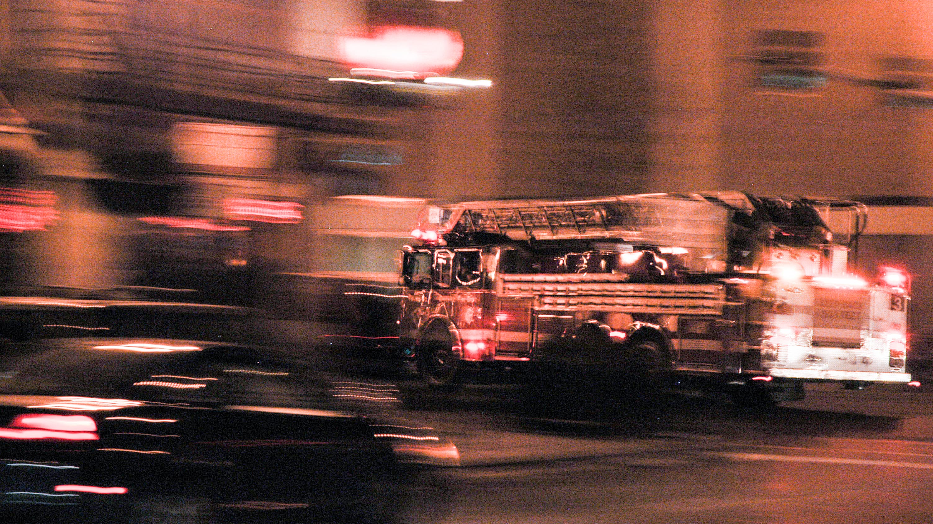 2 firefighters hurt battling North Side house fire: CFD