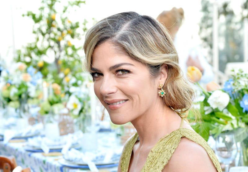 Selma Blair attends Aerin Lauder, Crystal Lourd and Jennifer Meyer Host a Dinner