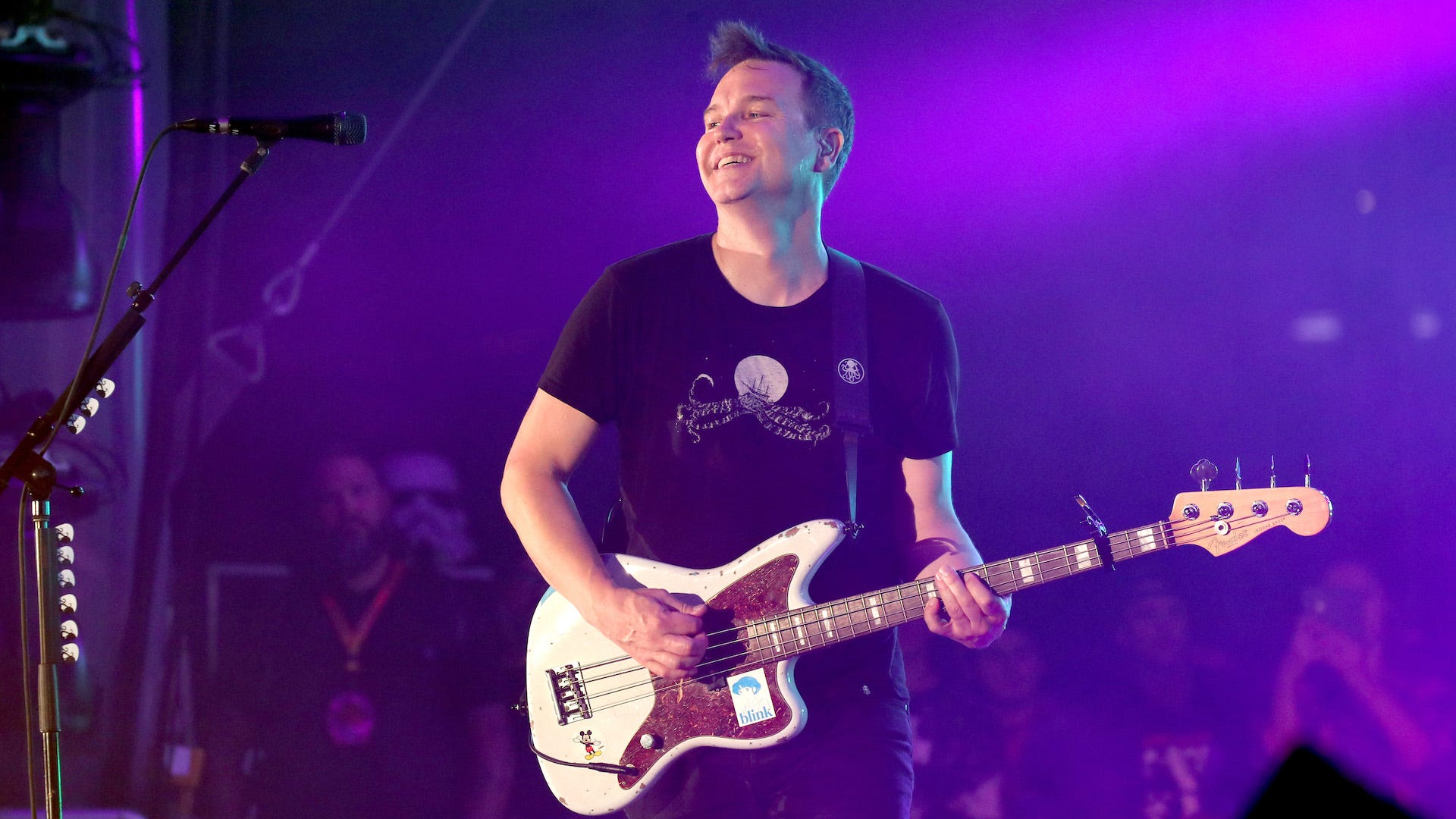 Blink 182's Mark Hoppus is updating fans on his cancer treatment