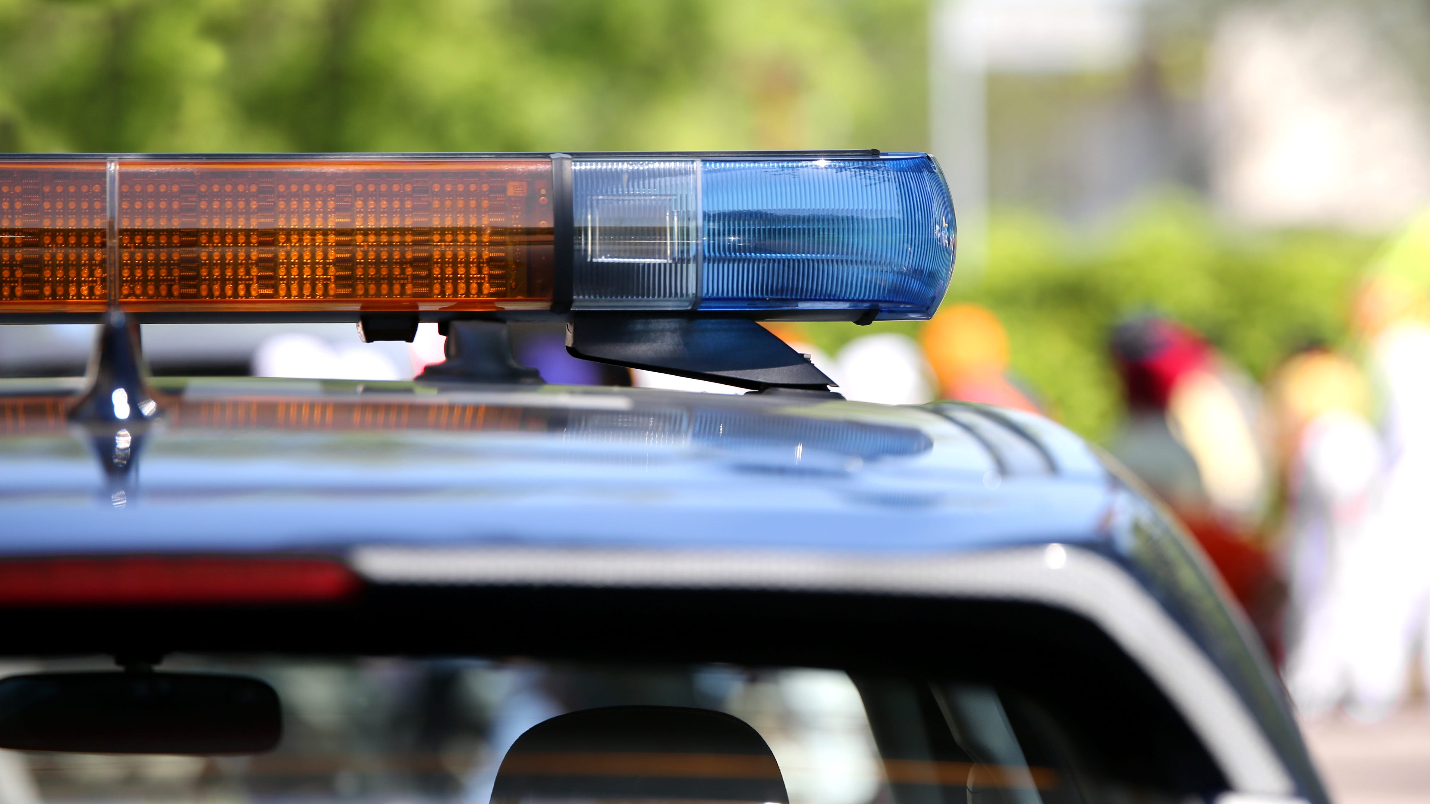 Inmate escaped onto Eisenhower Expressway after kicking out police car’s rear window