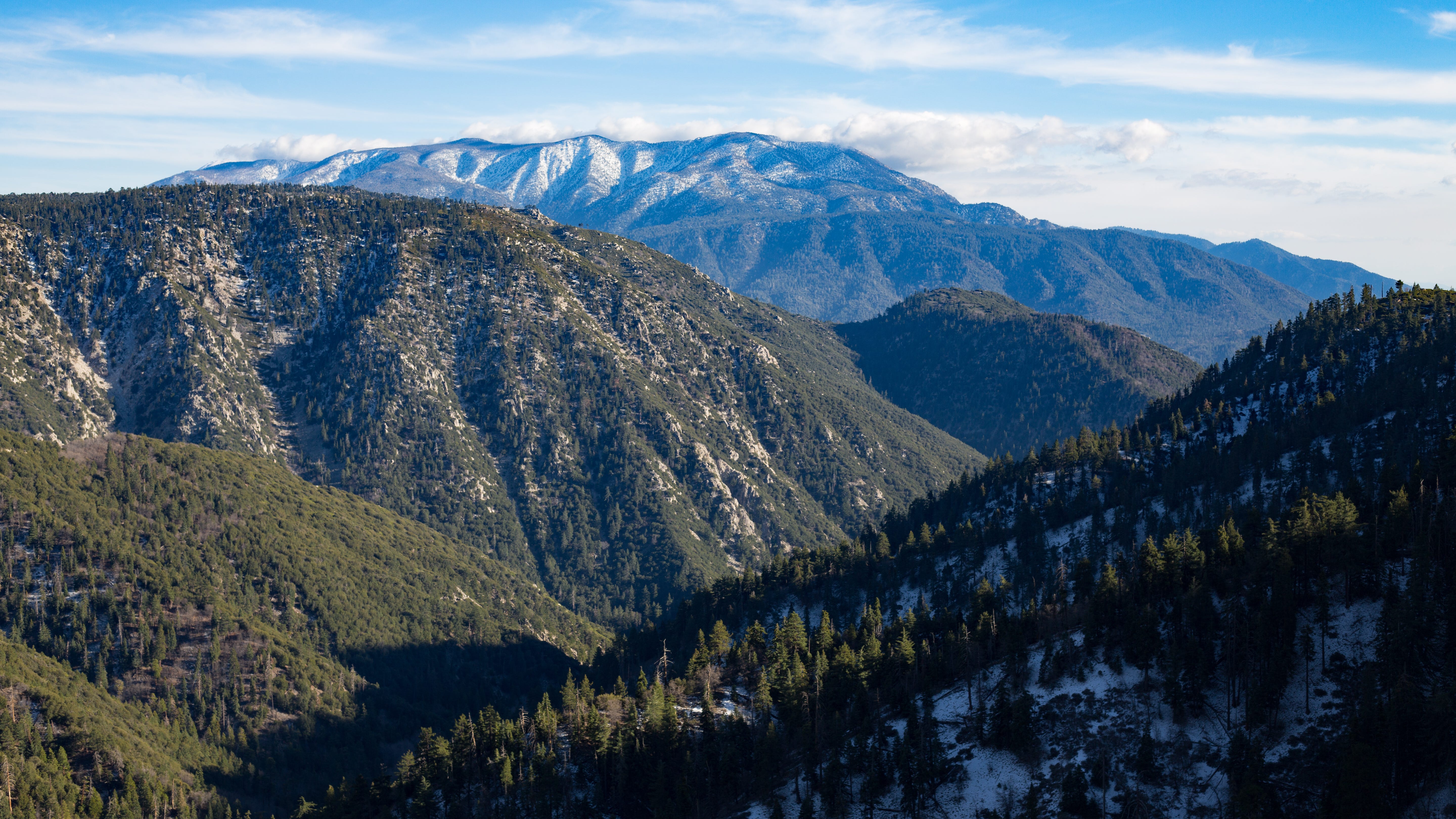 3 dead following plane crash in Big Bear