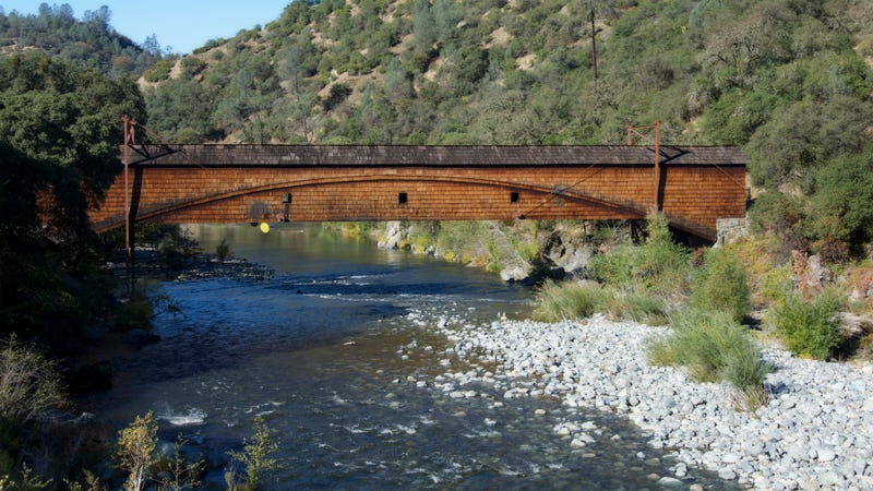 Bridgeport Covered Bridge, South Yuba River State Park in California