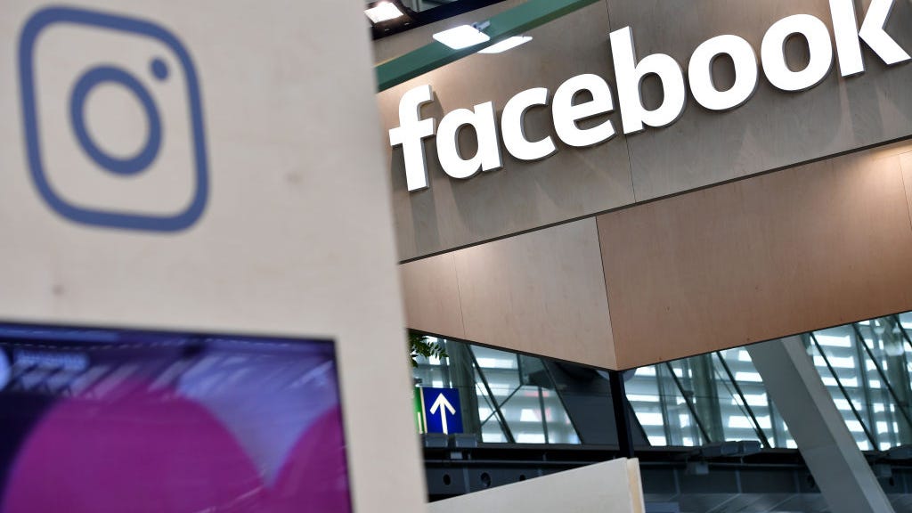 Facebook, Instagram, WhatsApp back online after apparent global outage